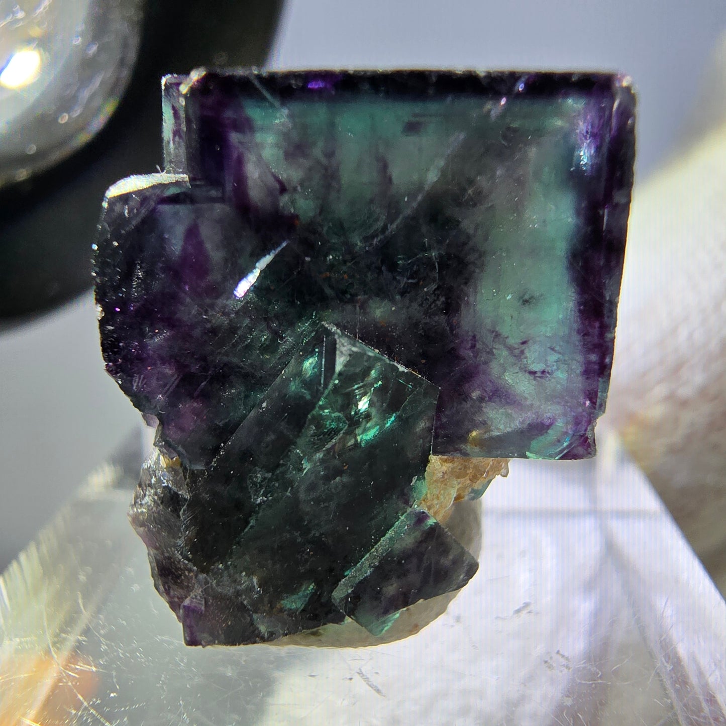 Spécimen rare de cube de fluorite fantôme, vert zonal et violet, Okorusu, Namibie, 24 x 16 x 17 mm