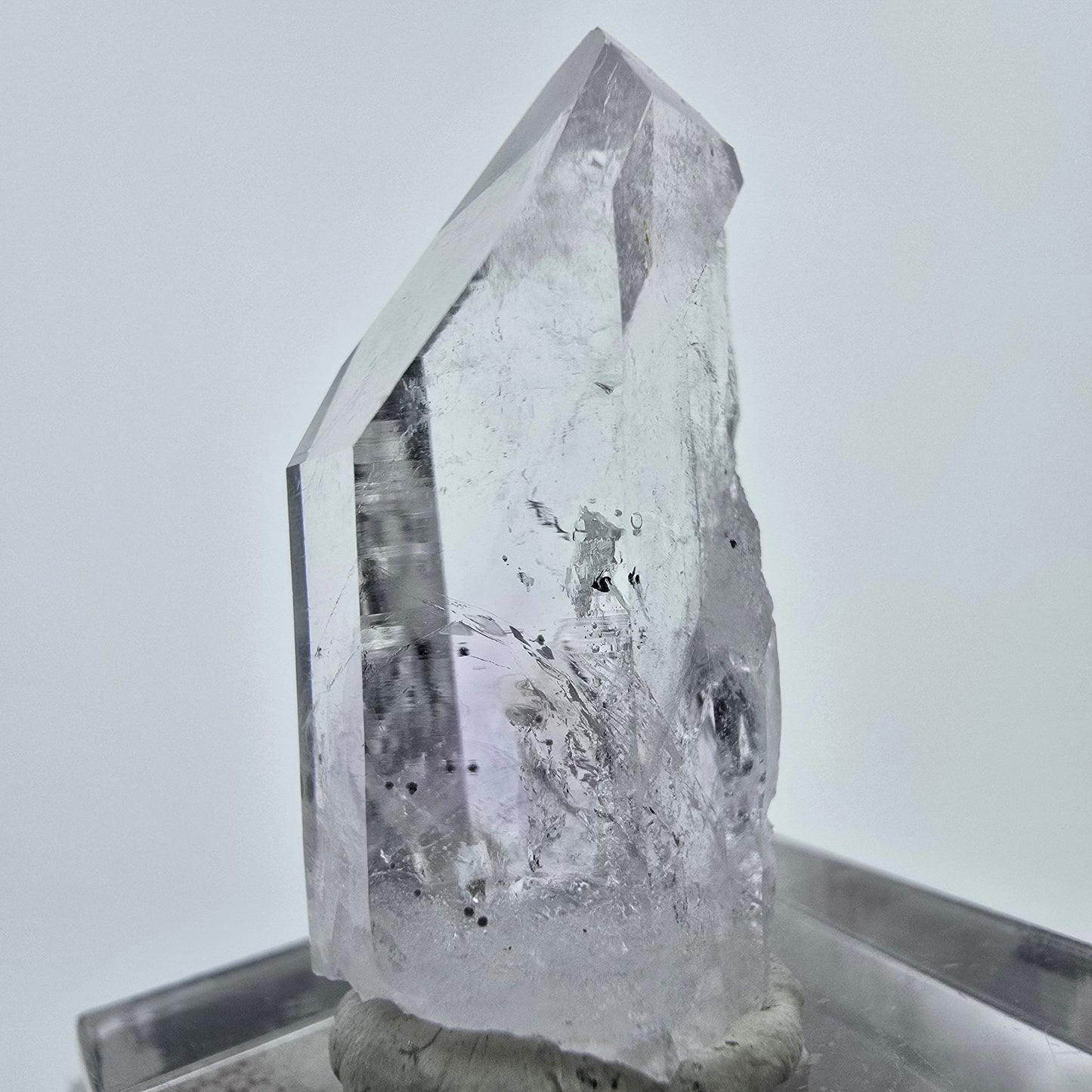 Klarer Amethyst Quarz grüne Einschlüsse Streep Mine Goboboseb Namibia 30*13*12mm