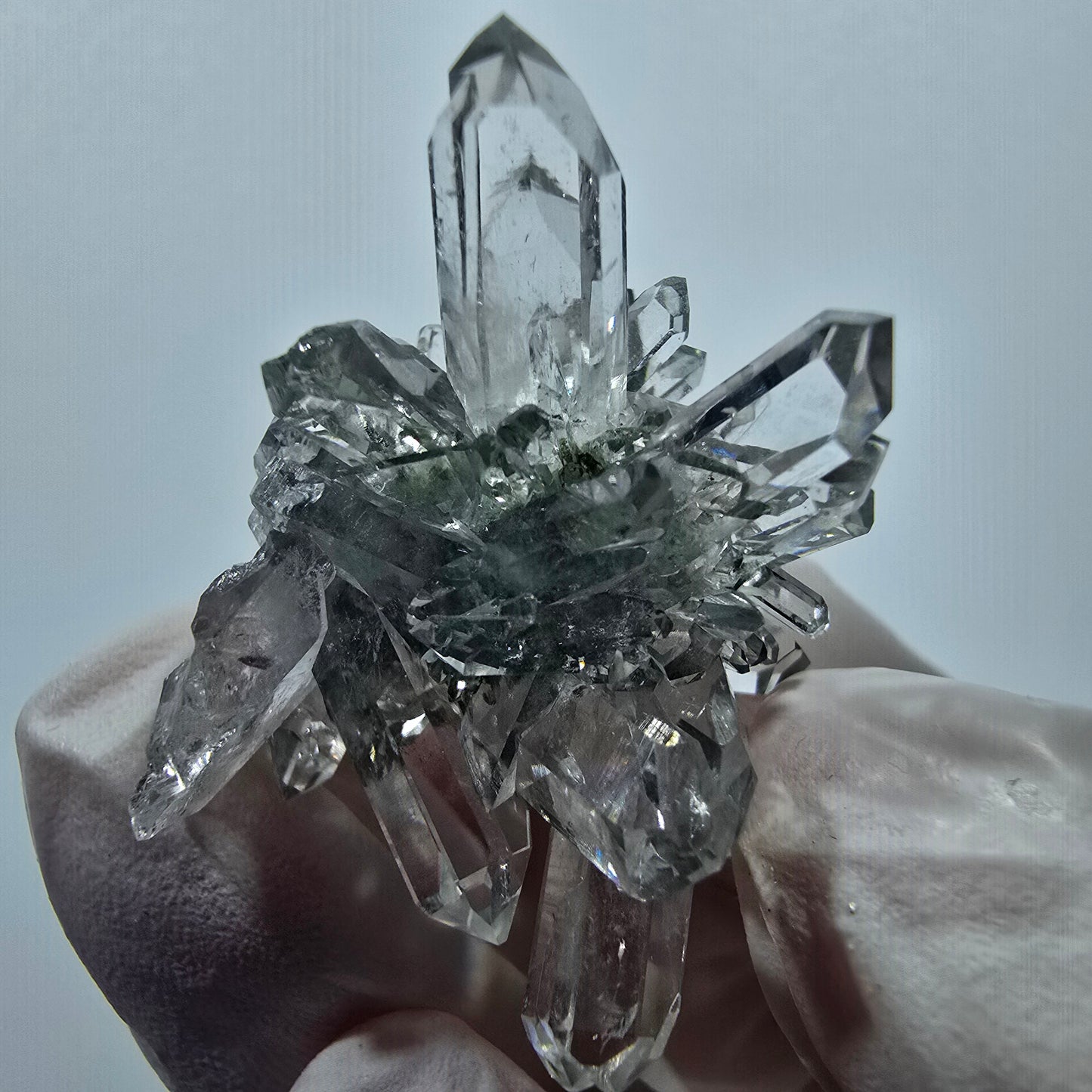 Quartz Starburst, spécimen de chlorite, mine Streep, Goboboseb, Namibie, 32 x 25 x 20 mm