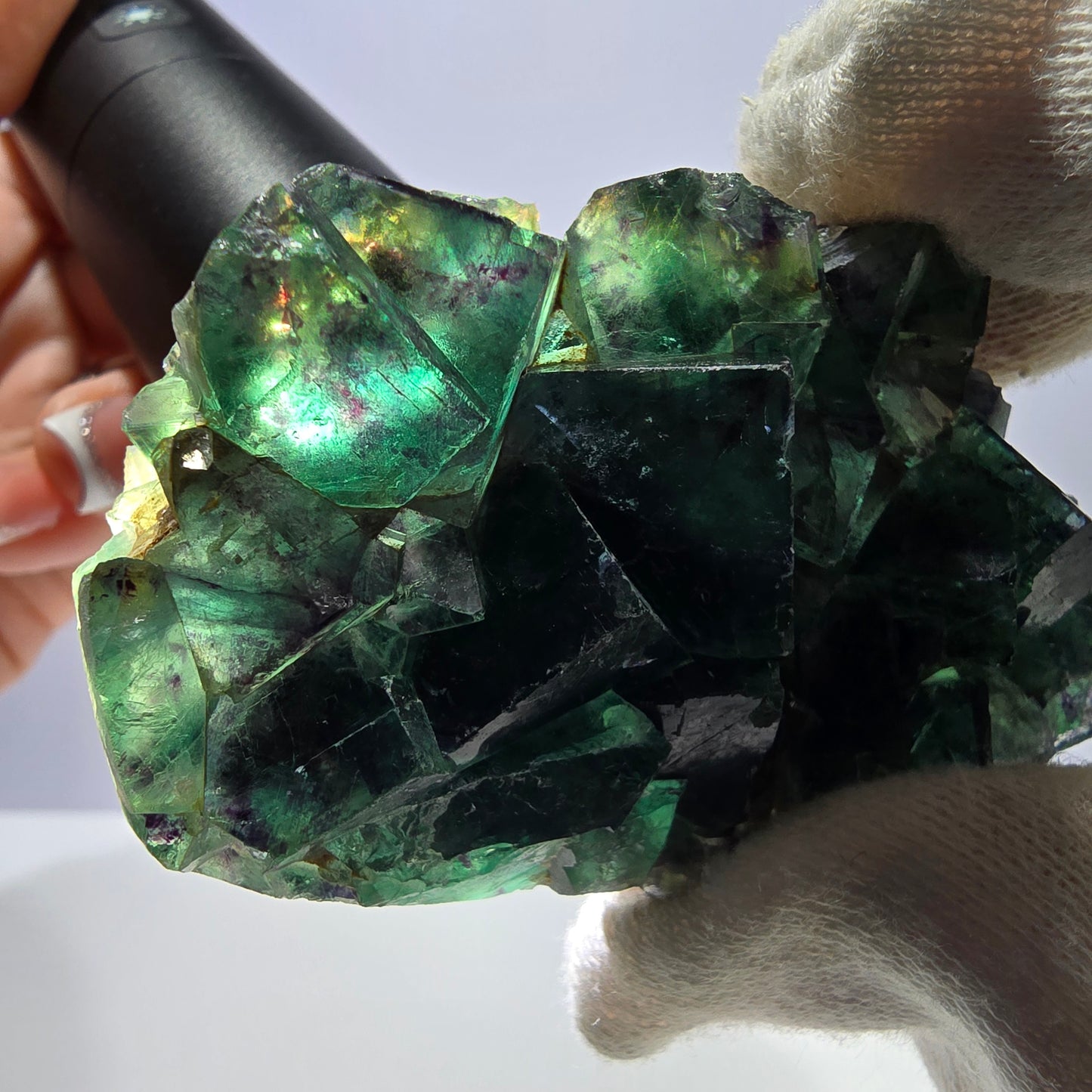 Spécimen de cube de fluorite fantôme parqueté vert violet Okorusu Namibie 79*44*19mm