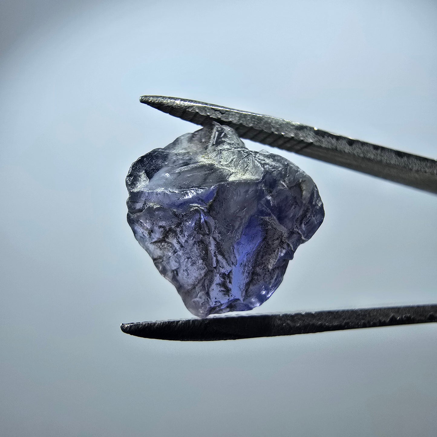 Cristal de tanzanite rare, bleu poli Tanzanie 11*11*8mm