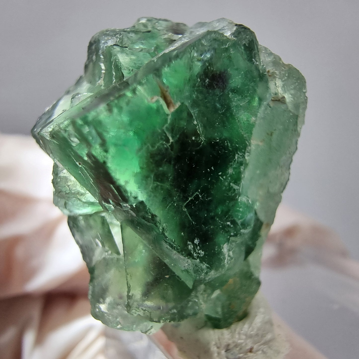 Seltene Fluorit Würfel Stufe grün lila 24*19*17mm Okorusu Namibia Sammlung