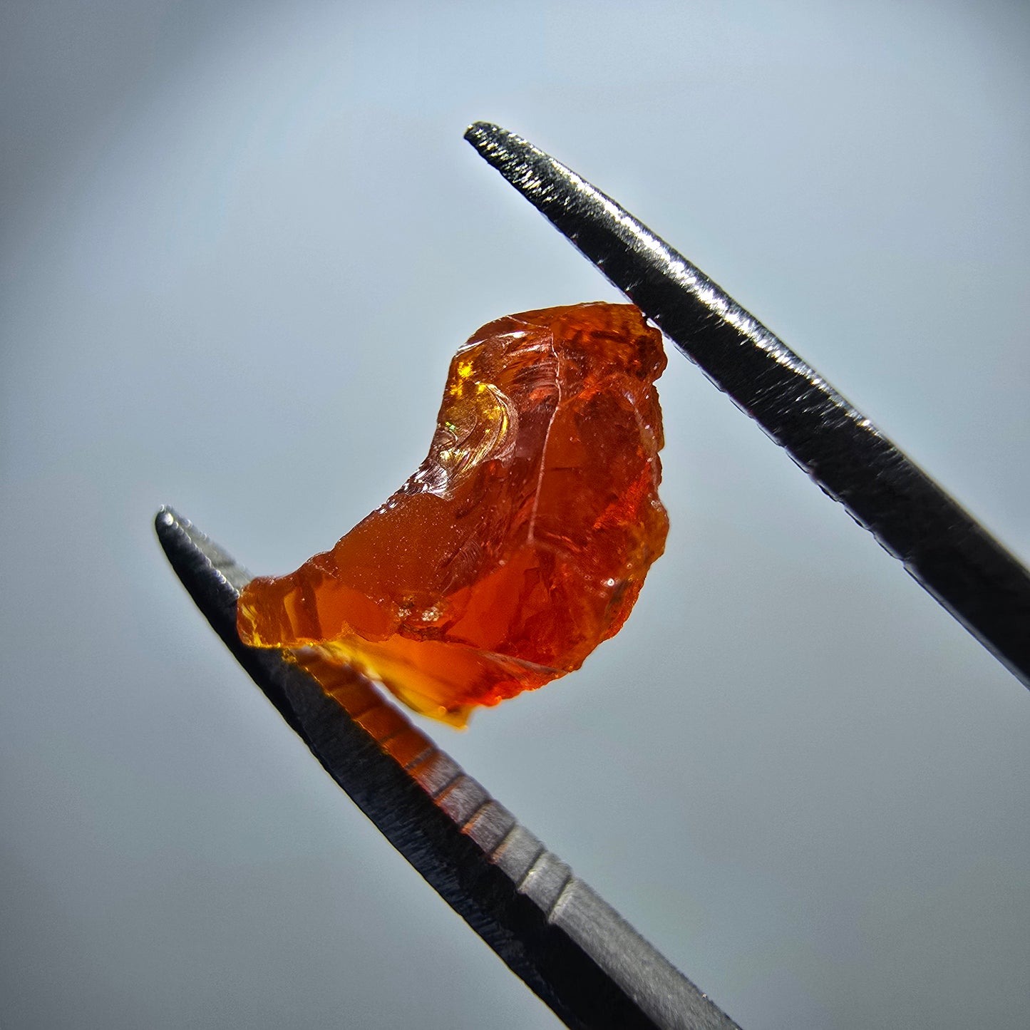 Seltener Feueropal Kristall, rot orange Mexiko 9*9*6mm