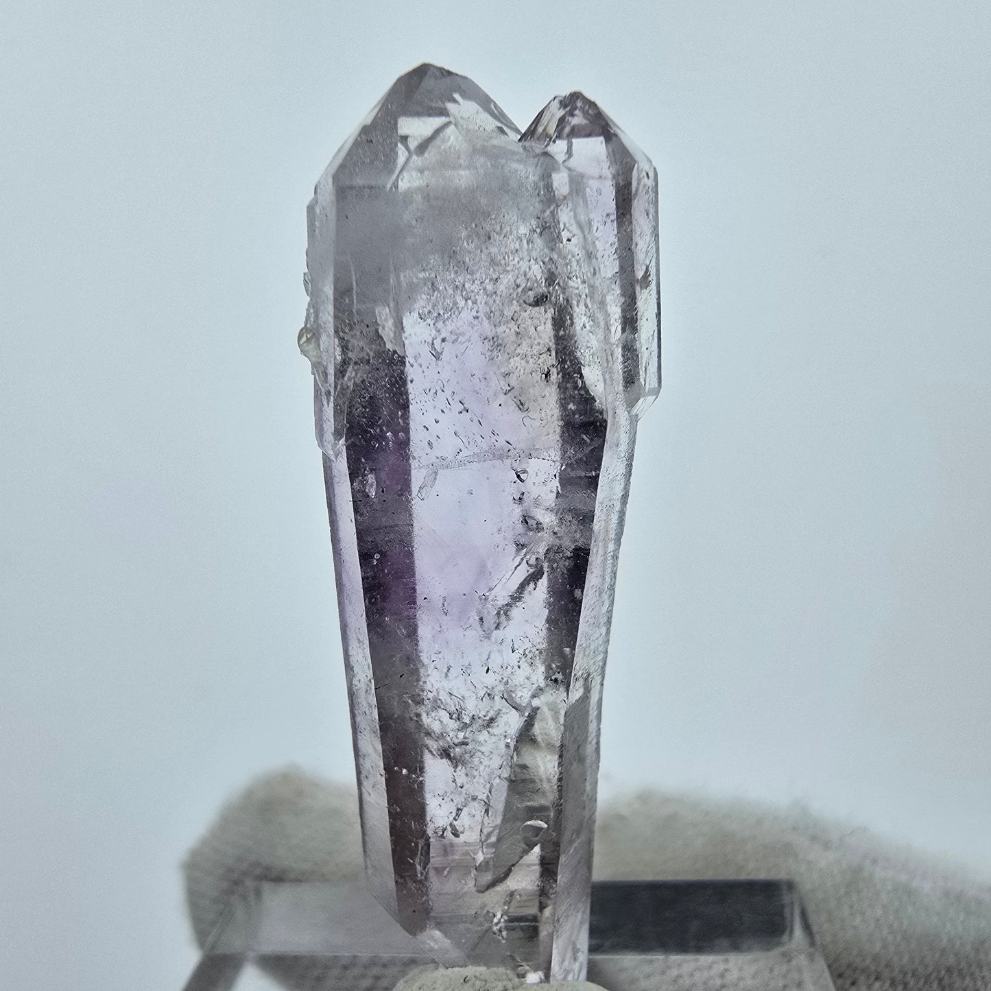 Enhydro Phantom Amethyst DT Zepter 1 Blase Goboboseb, Namibia 38*12*7mm Sammlung