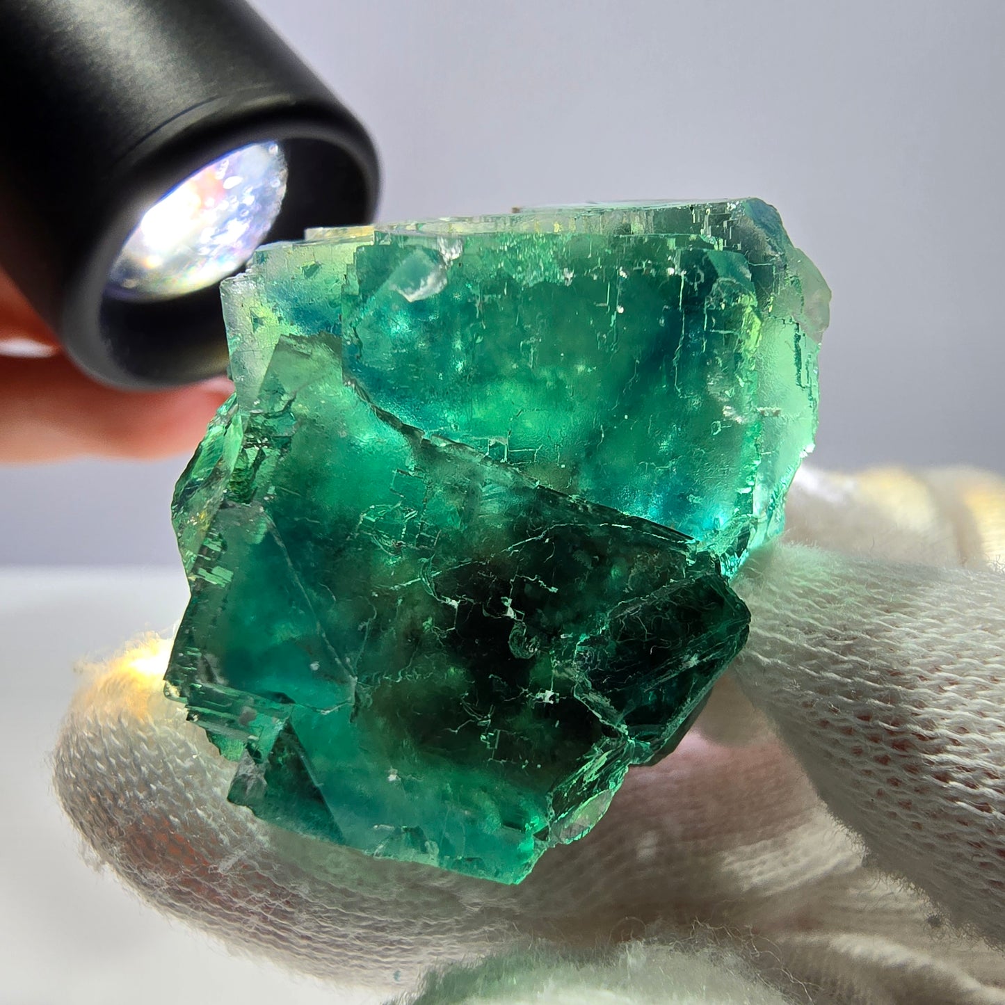 Rare spécimen de cube de fluorite fantôme, parqueté vert Okorusu, Namibie, 41 x 31 x 32 mm