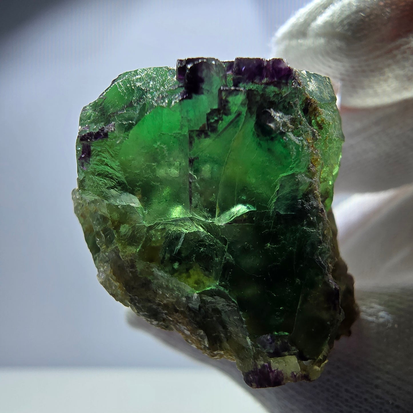Rare cube de fluorite fantôme, vert violet zonal Okorusu, Namibie 38*35*30mm
