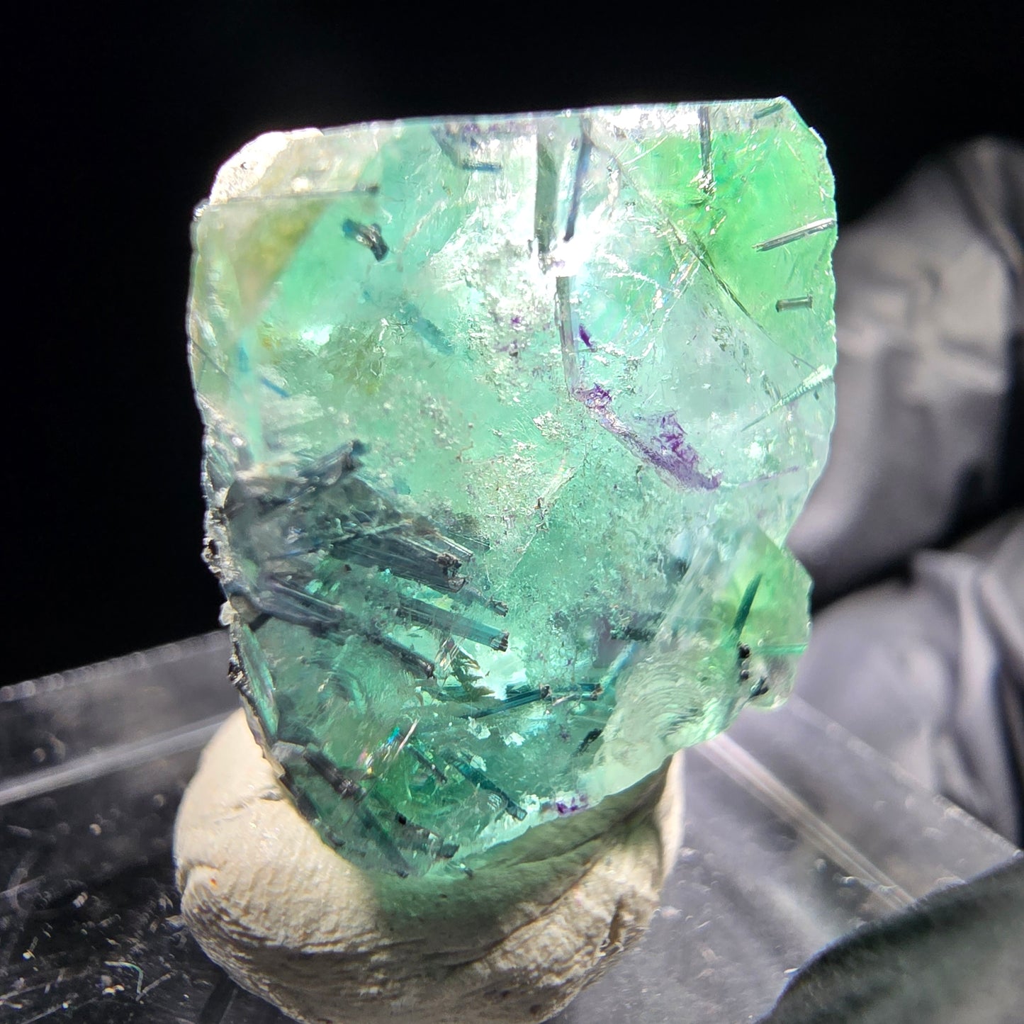 Phantom Fluorit Würfel mit Schörl Turmalin Erongo, Namibia 20*18*15mm Sammlung