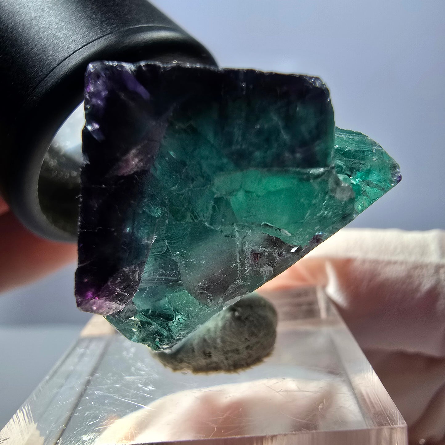 Spécimen de cube de fluorite fantôme, parqueté vert violet Okorusu, Namibie 28*24*22 mm
