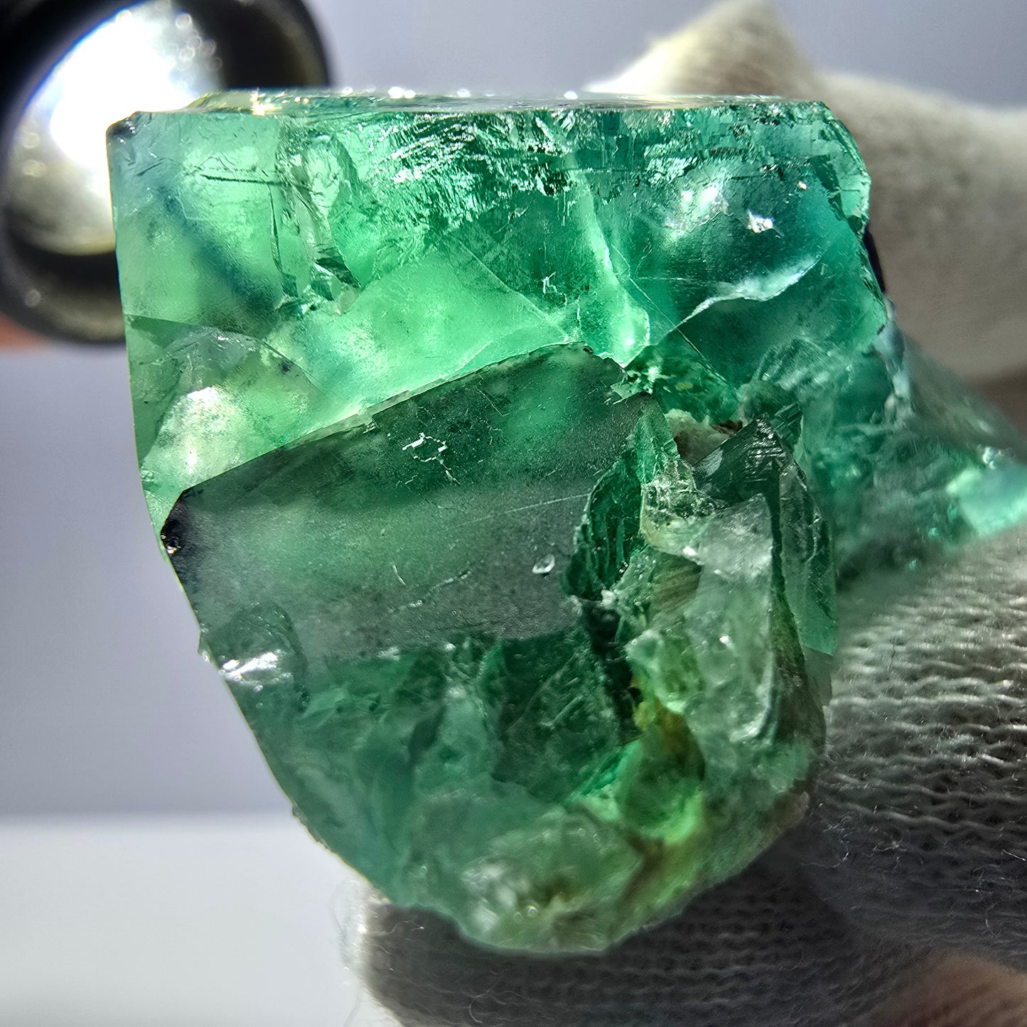 Rare spécimen de cube de fluorite fantôme, parqueté vert Okorusu, Namibie, 45 x 35 x 23 mm