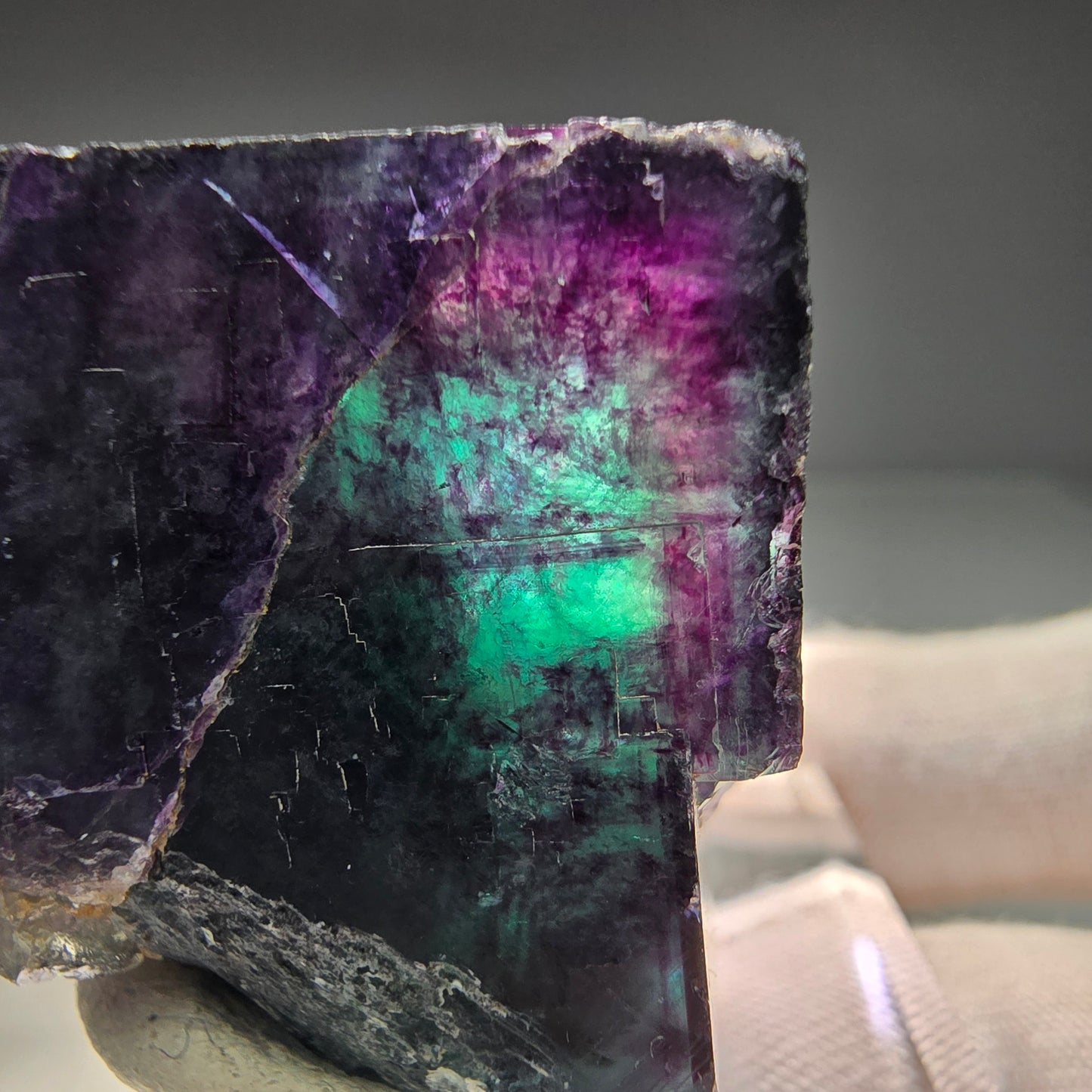 Seltener Phantom Fluorit Würfel Tie-Dye Pocket, Okorusu, Namibia 34*29*28mm