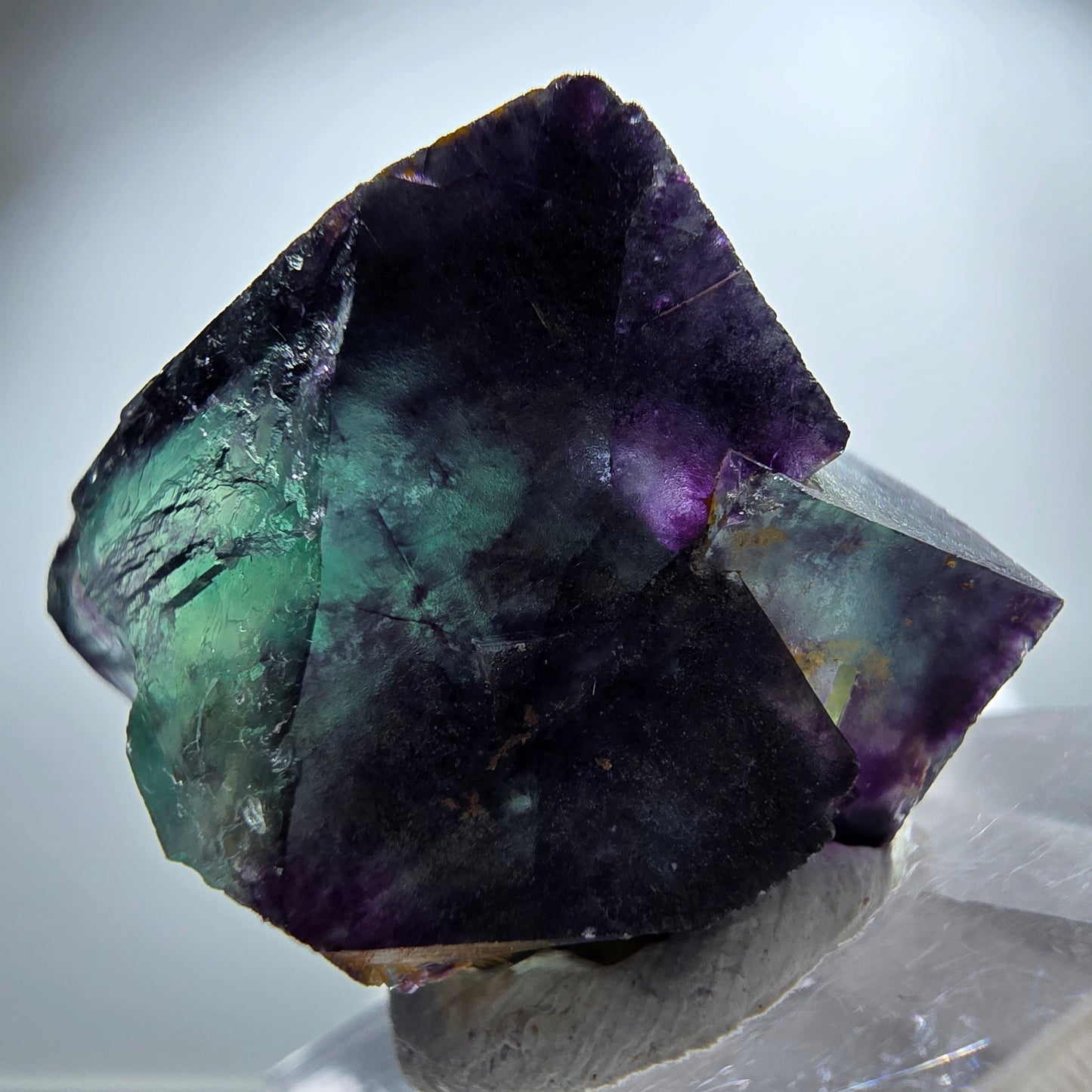 Spécimen rare de cube de fluorite fantôme, vert zonal et violet, Okorusu, Namibie, 29 x 23 x 20 mm