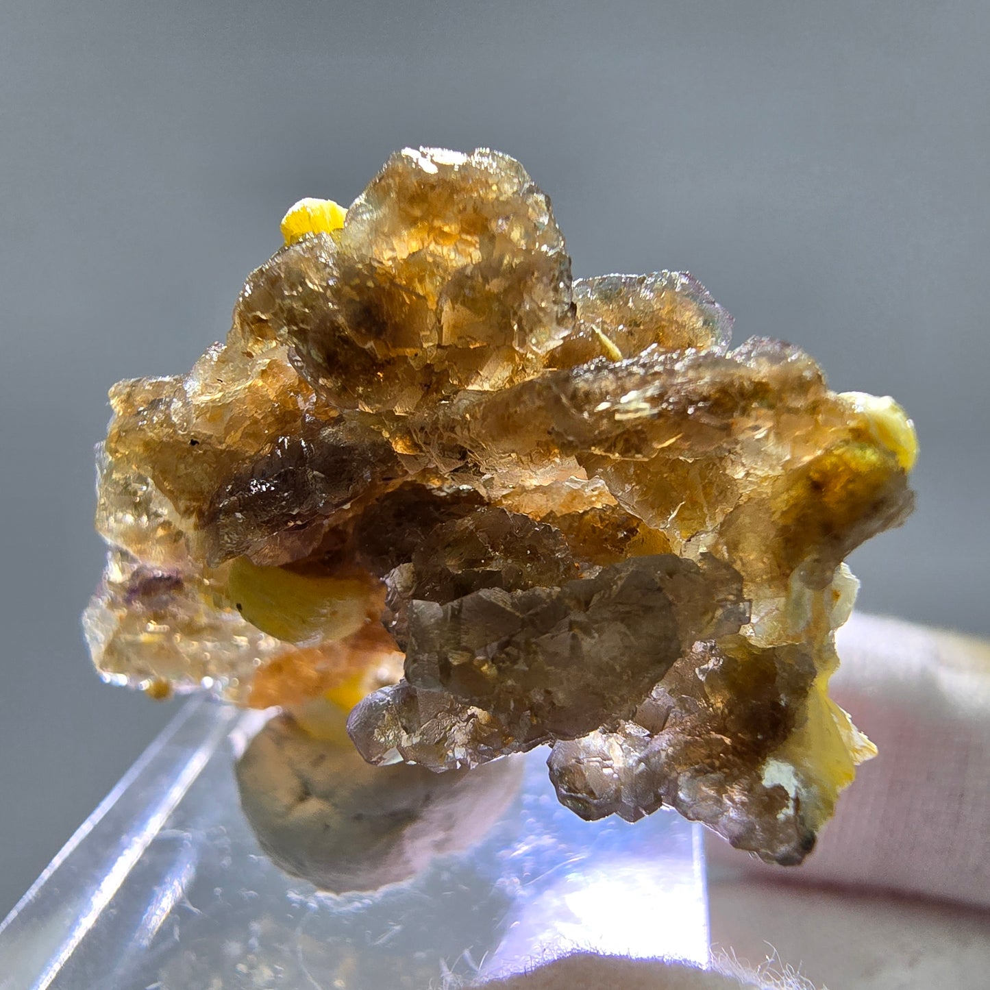 Phantom Fluorit Würfel grün braun, Muskovit Stufe Erongo, Namibia 34*25*17mm