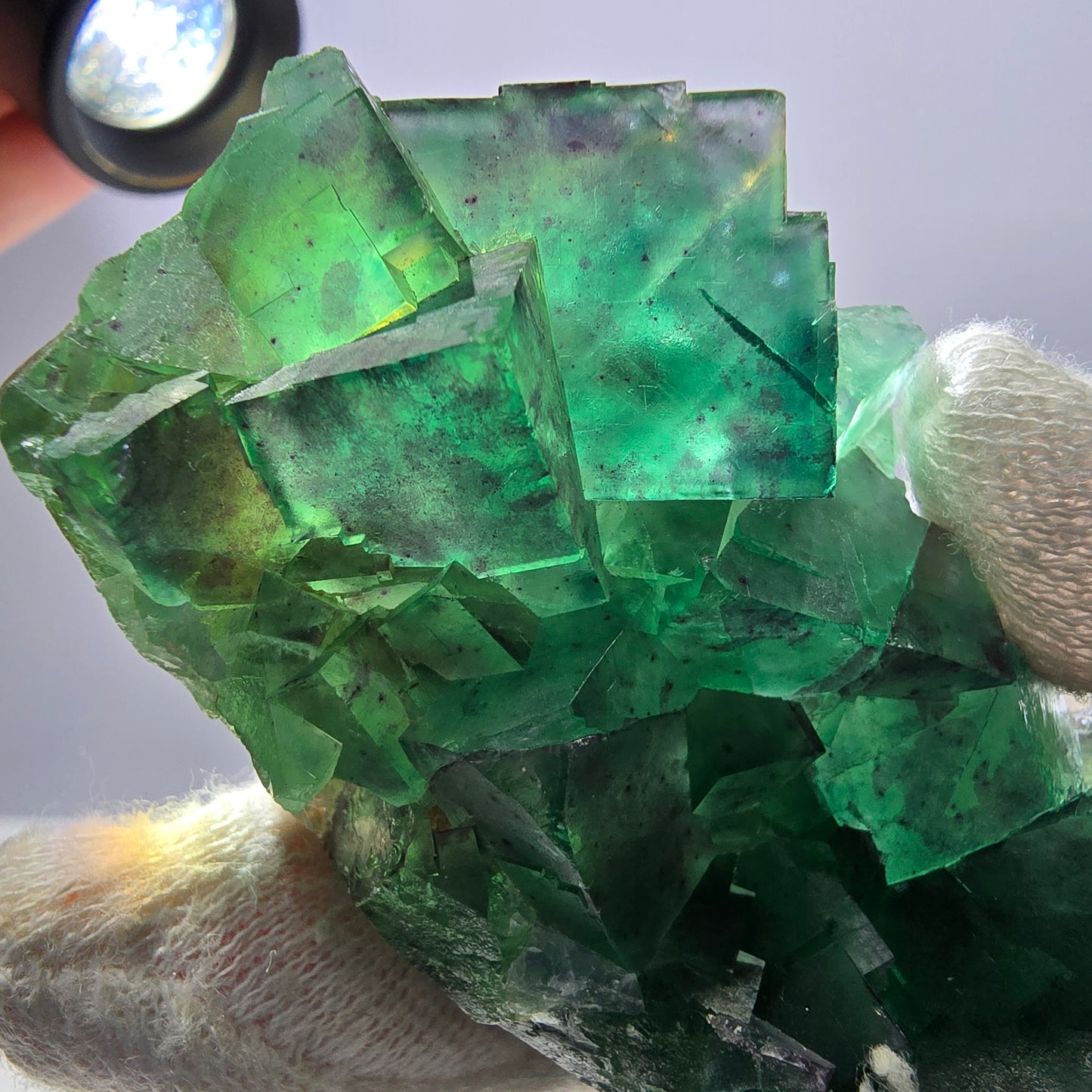 Spécimen de cube de fluorite fantôme, parqueté, Okorusu zonal, Namibie, 76 x 42 x 29 mm