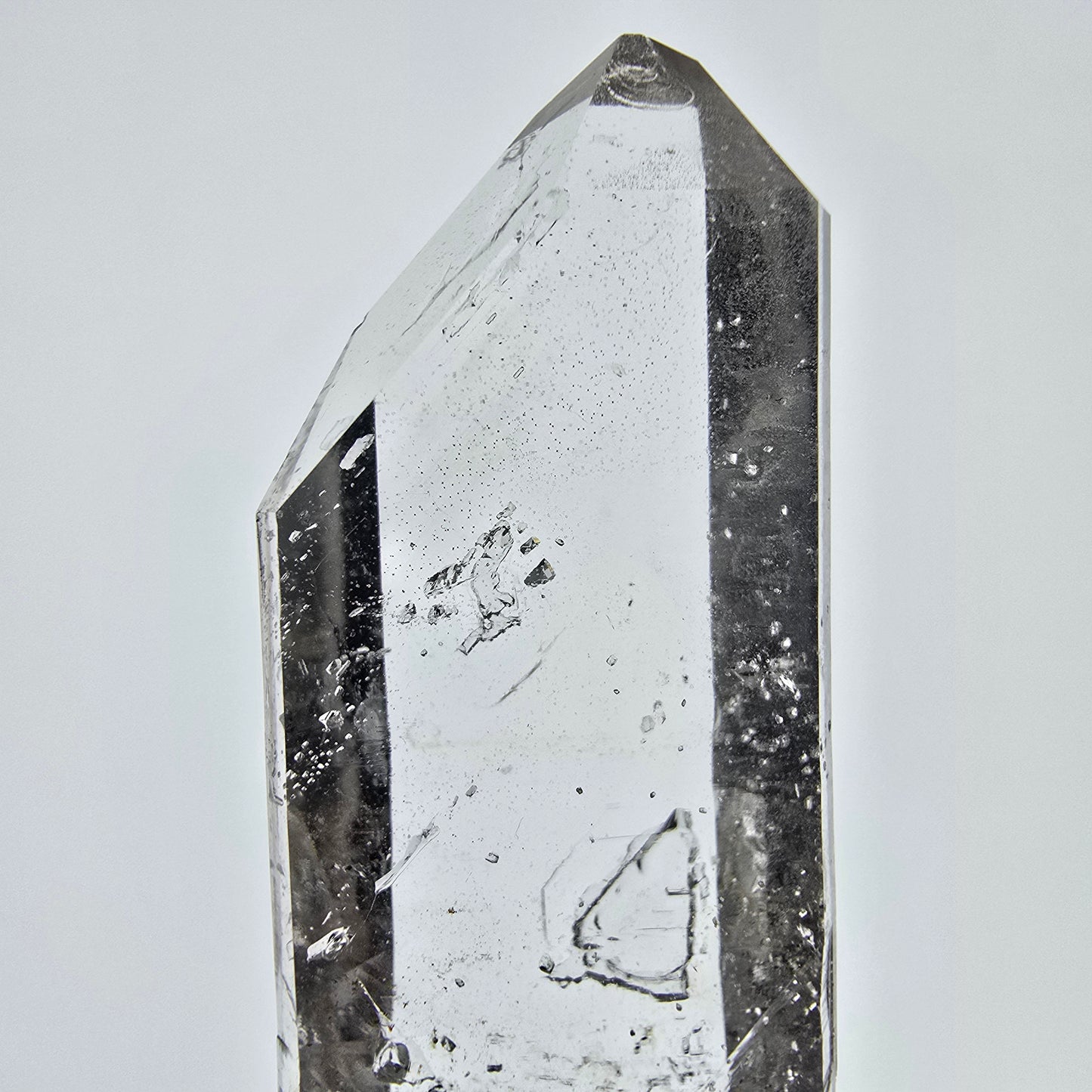 Sceptre de poche en quartz fumé fantôme squelette, Namibie, 48 x 18 x 7 mm