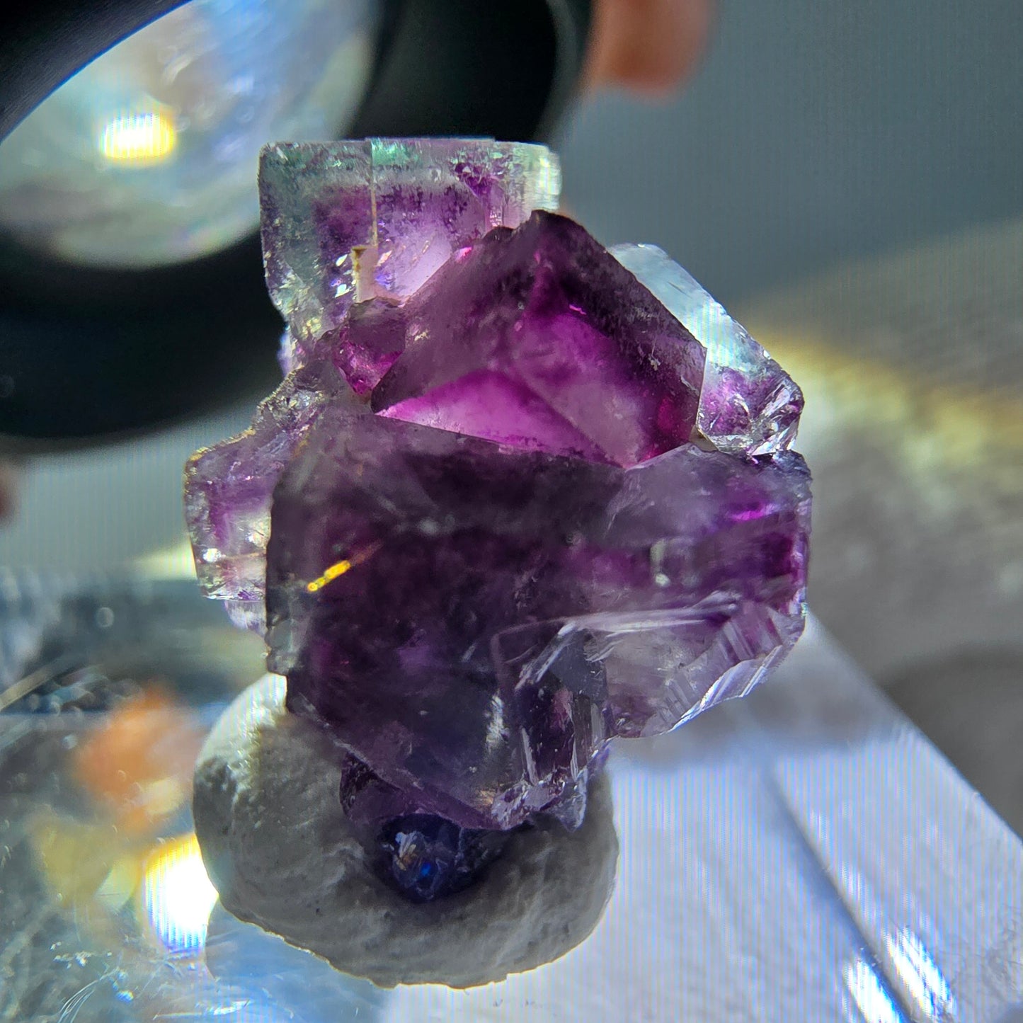 Spécimen de cube de fluorite fantôme, violet-vert, Okorusu, Namibie, 17 x 11 x 12 mm