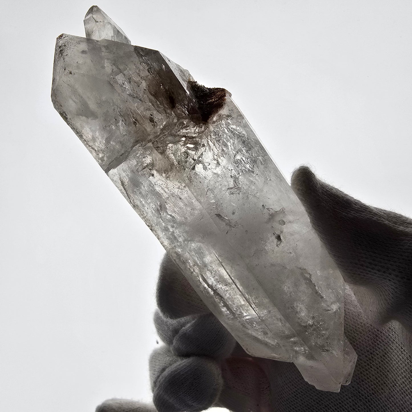 Gobo de poche Lemurian Phantom Skeleton en quartz fumé, DT Scepter Valentine. Namibie 117 x 36 x 29 mm