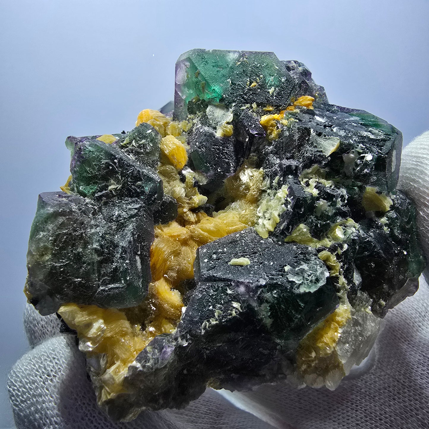 Fluorite fantôme hexagonale, hyalite, tourmaline Schörl, muscovite Erongo, Namibie 93*73*42mm
