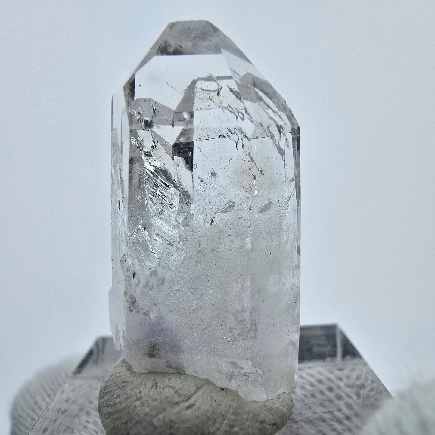 Klare Phantom Amethyst Quarz Spitze Streep Mine, Goboboseb, Namibia 29*15*12mm