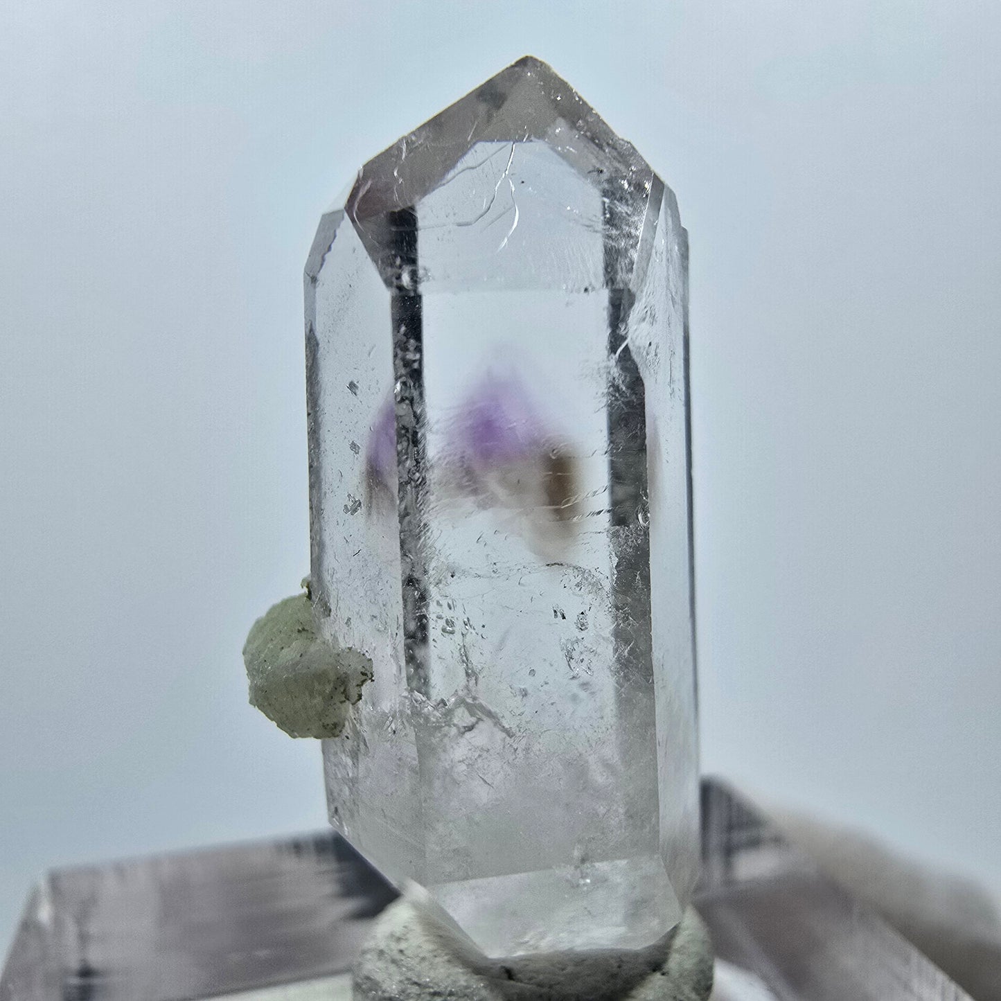 Améthyste fantôme DT, mine Prehnite Point Streep, Goboboseb, Namibie, 28 x 13 x 9 mm