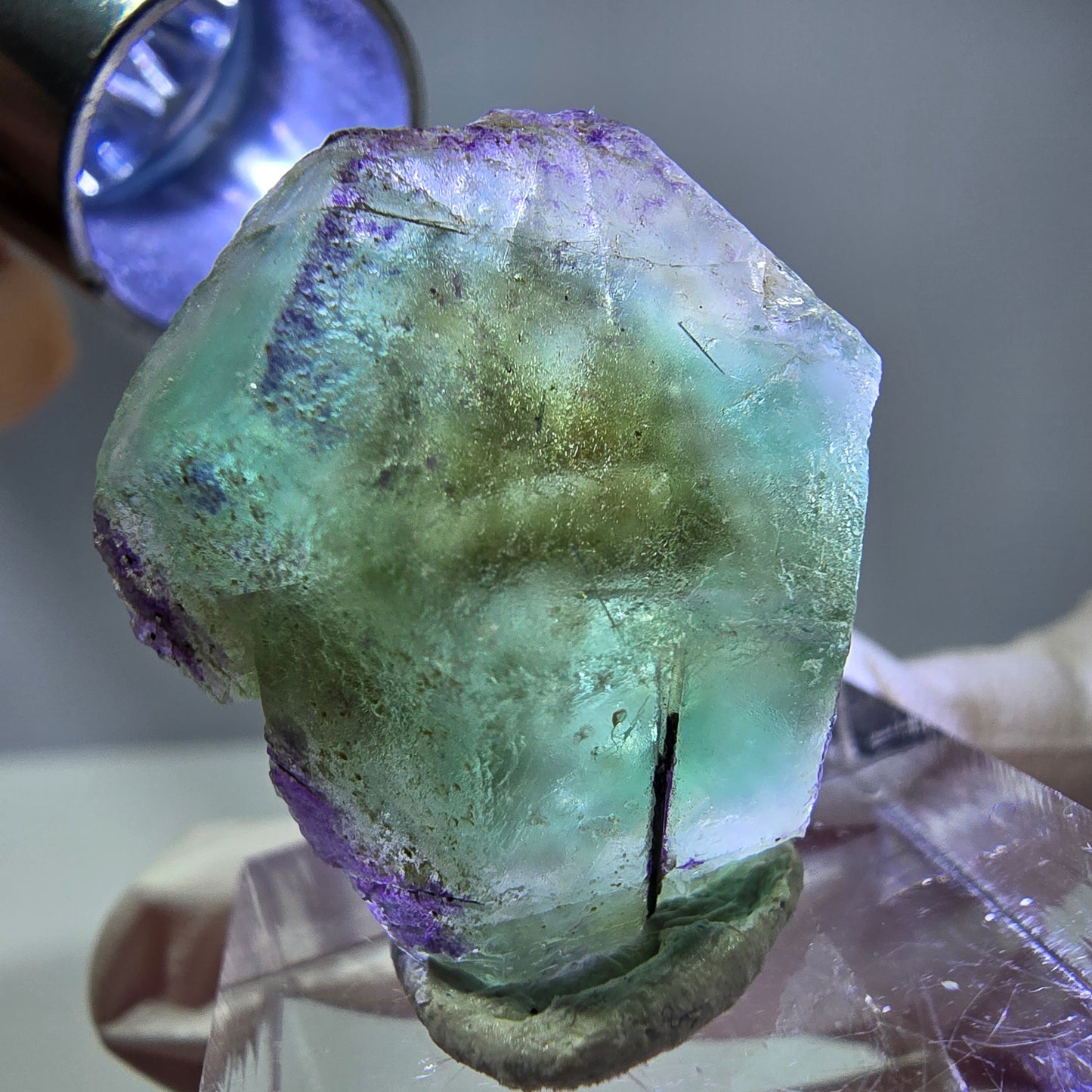 Cube hexagonal de fluorite fantôme, spécimen zonal, Erongo, Namibie, 27 x 24 x 9 mm