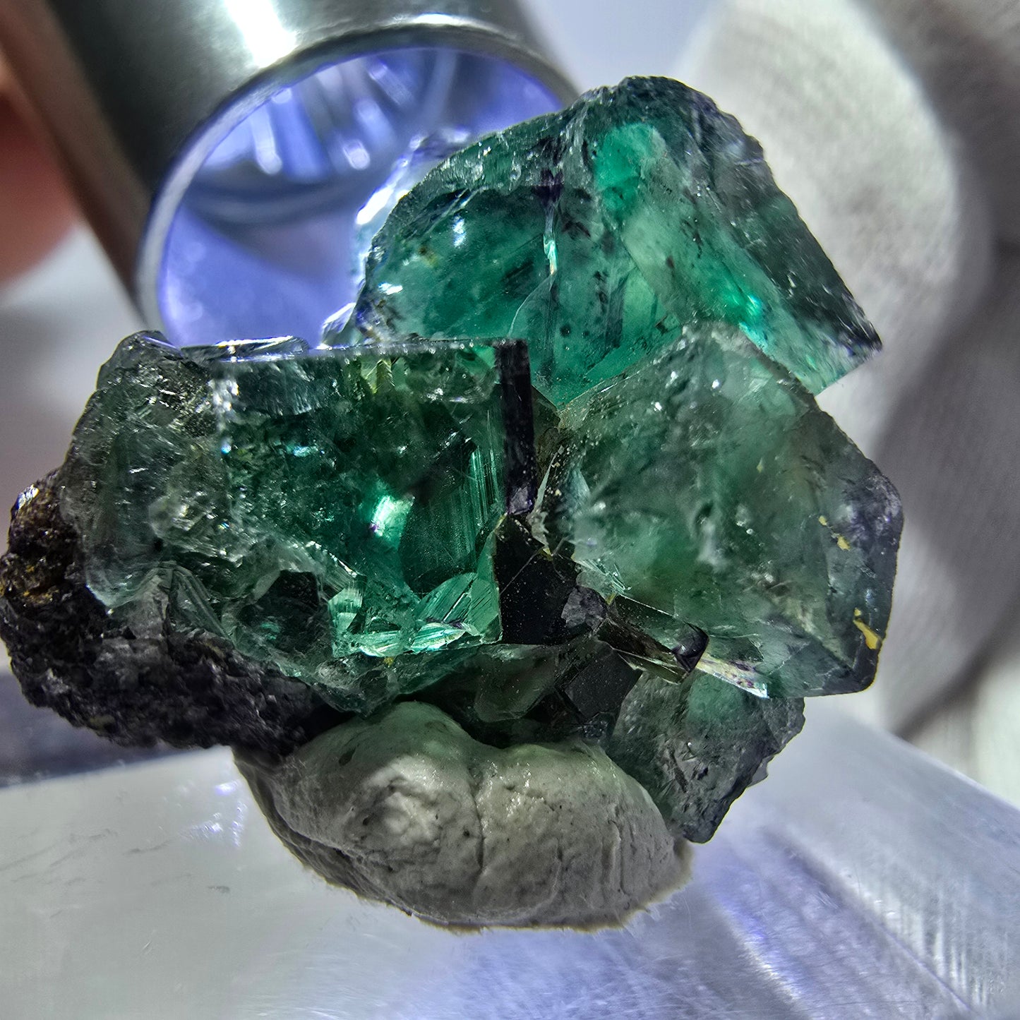 Spécimen rare de cube de fluorite fantôme, vert zonal et violet, Okorusu, Namibie, 25 x 23 x 18 mm