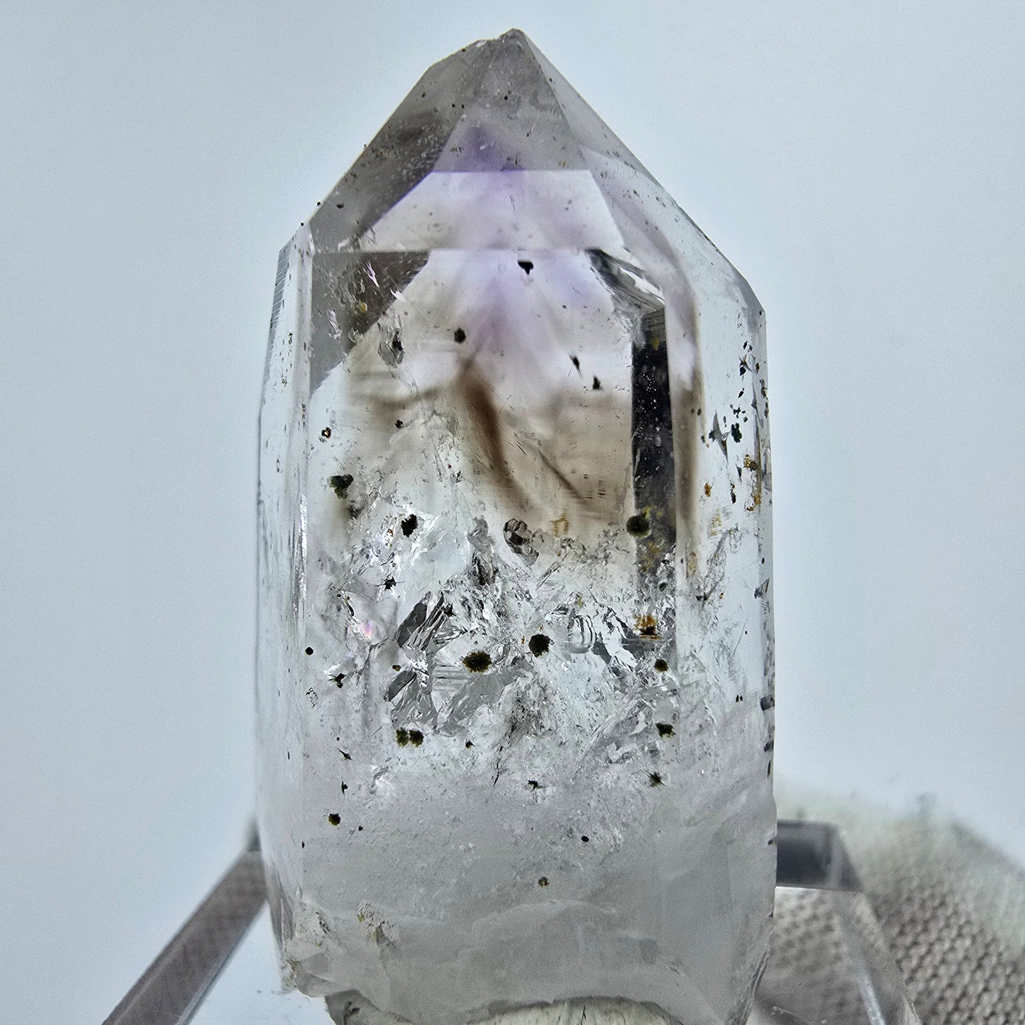 Enhydro Phantom Amethyst mit Hämatit Streep Mine Goboboseb Namibia 35*21*17mm