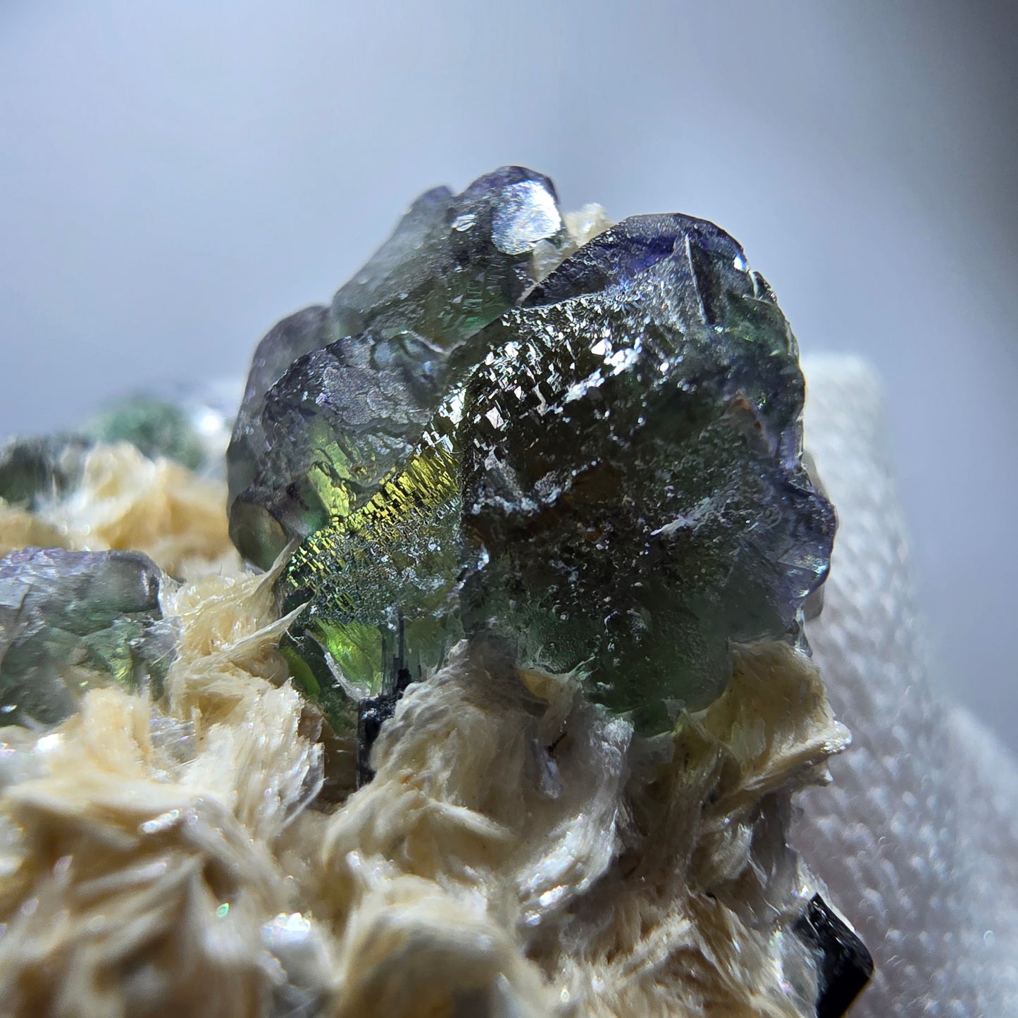 Phantom Fluorite cube zonal, Muscovite Schörl Tourmaline Erongo Namibia 38*33*27mm