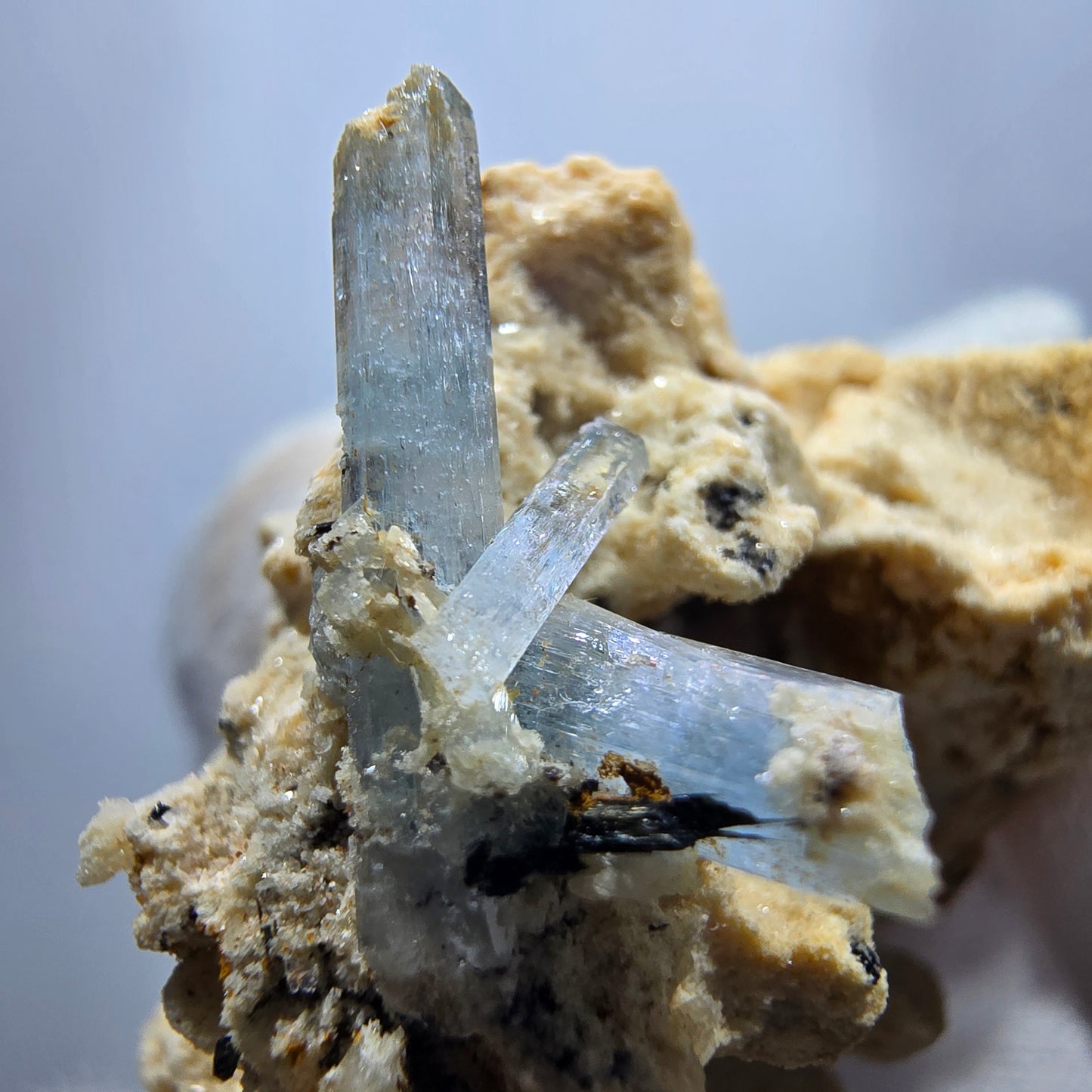 Seltene Aquamarin XX mit Orthoklas Stufe Erongo, Namibia 43*35*26mm