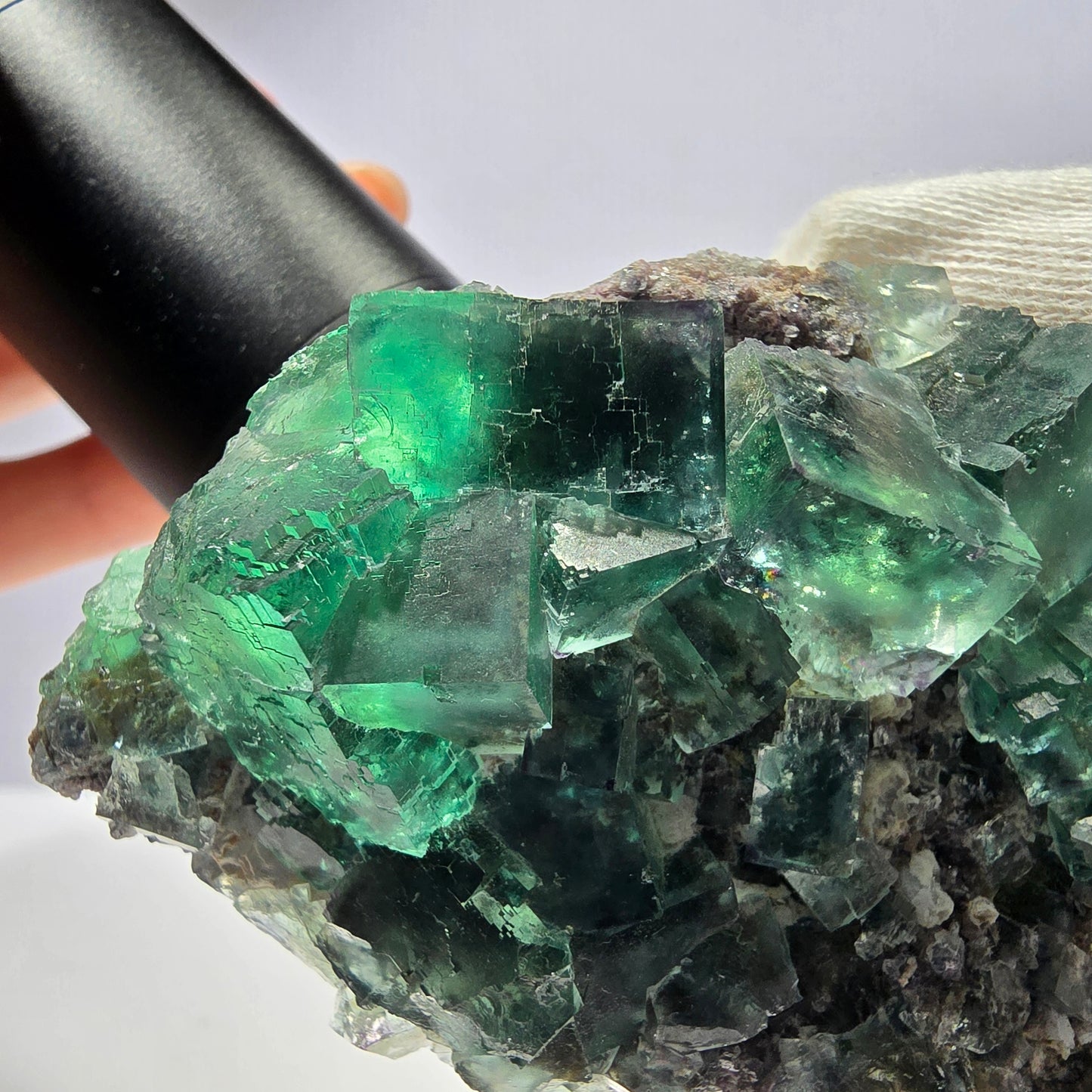 Grand cube de fluorite fantôme vert étagé Okorusu Namibie 105 x 45 x 36 mm