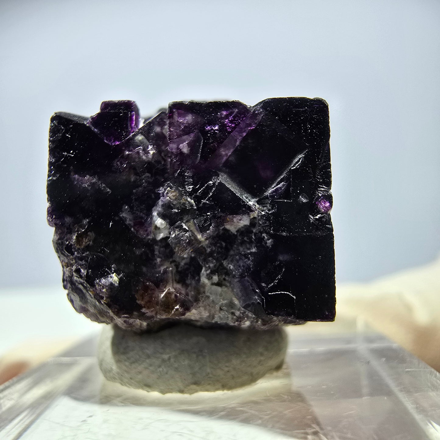 Rare cube de fluorite fantôme, vert violet, Okorusu, Namibie, 19 x 18 x 14 mm