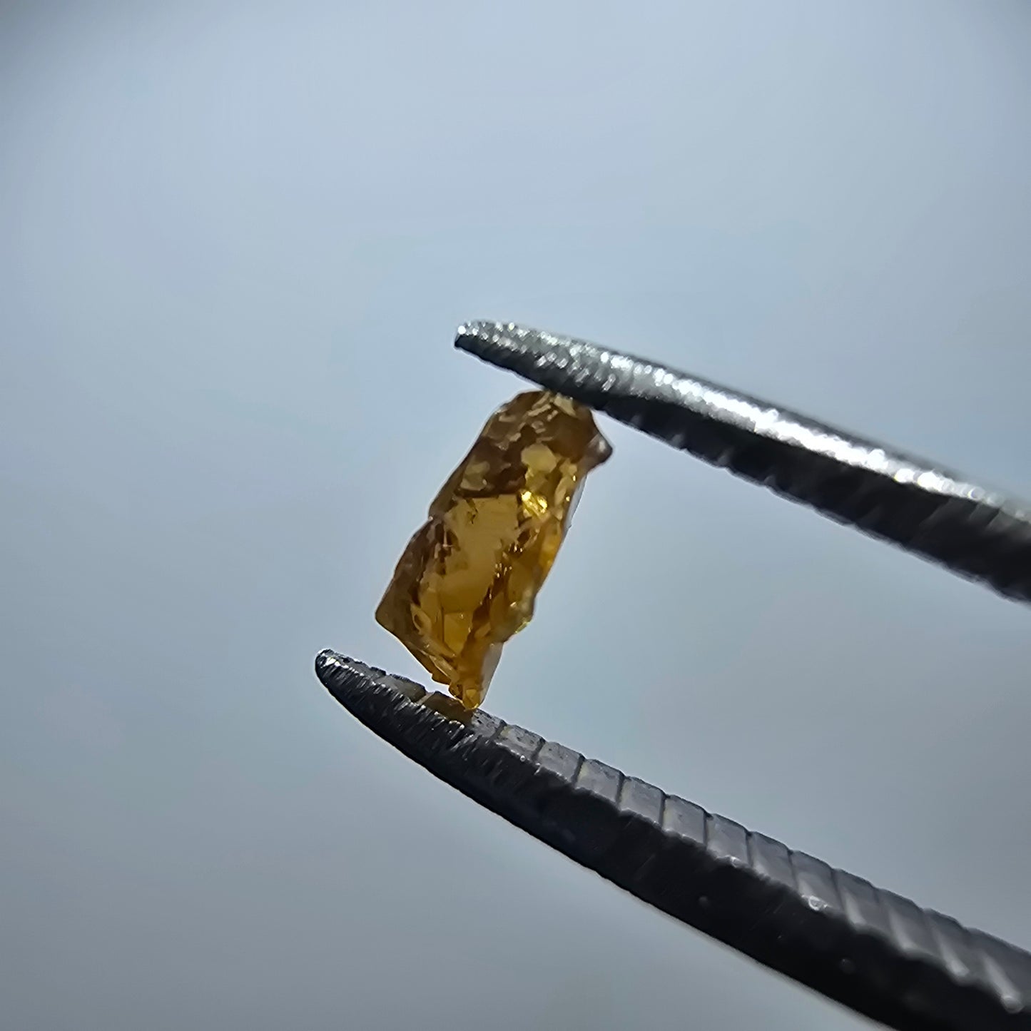 Seltener Elbait Turmalin Kristall, grün gelb Minas Gerais, Brasilien 6*4*2mm