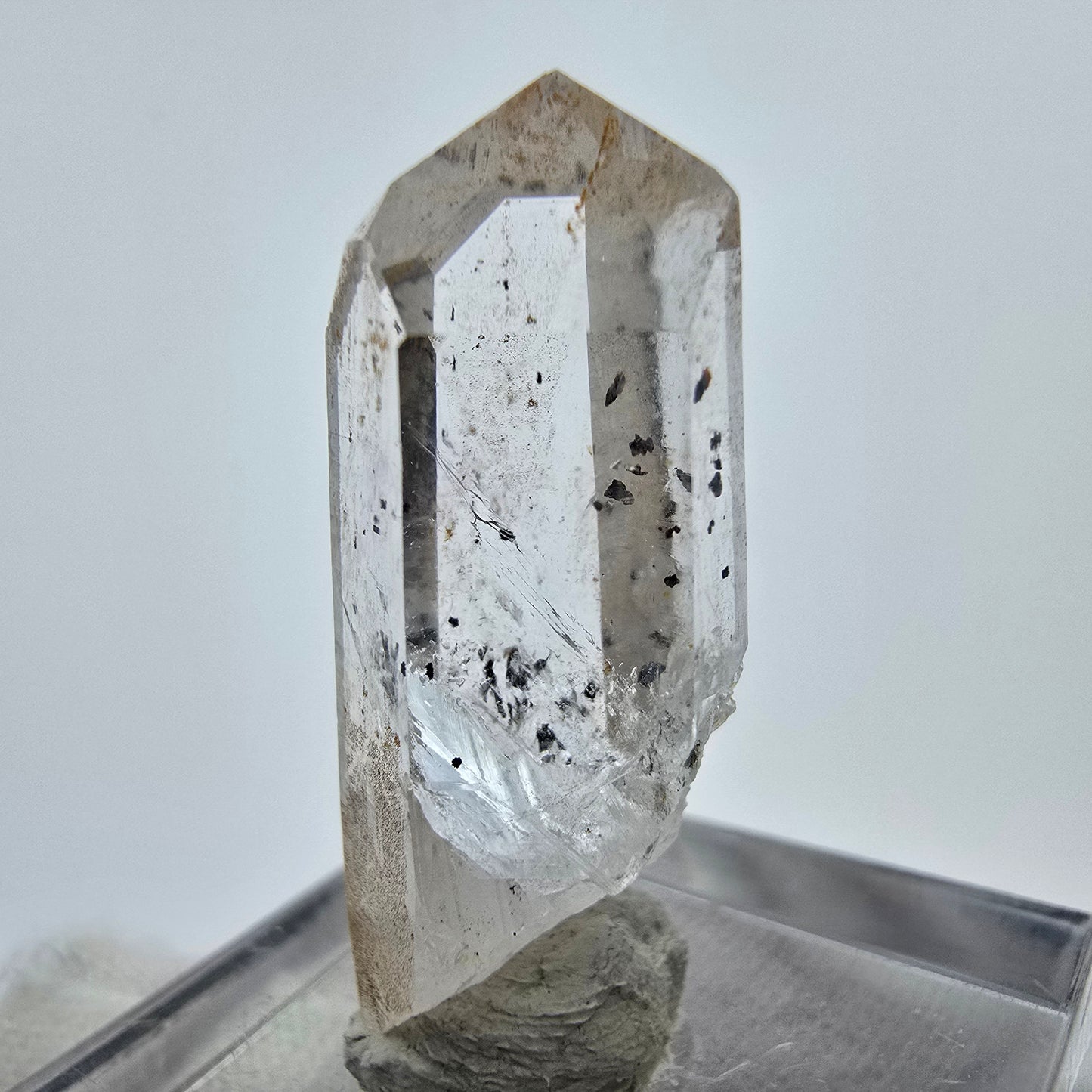Klarer Harlekin Phantom Quarz Kristall Streep Mine, Goboboseb Namibia 31*11*11mm