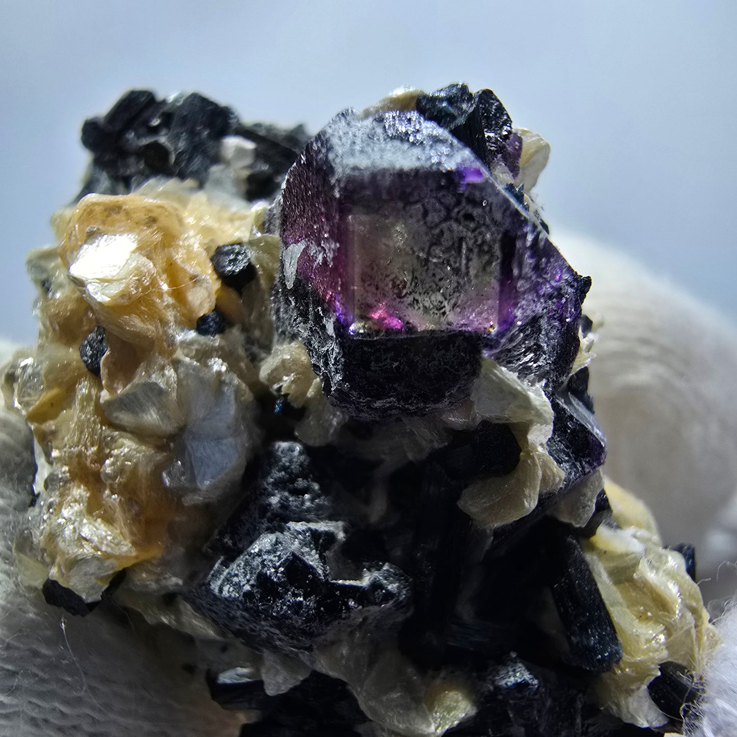 Colorful Phantom Fluorite Cubes Muscovite Schorl Tourmaline Erongo, Namibia 39*26*21mm