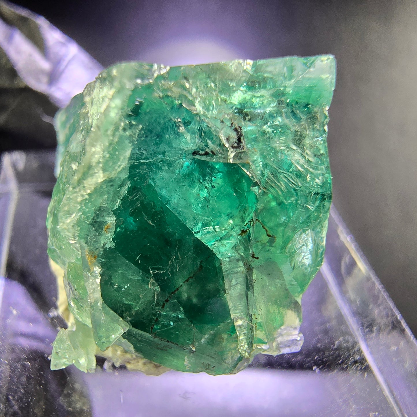 Klarer Fluorit Würfel grün 23*18*13mm Okorusu, Namibia Mineraliensammlung