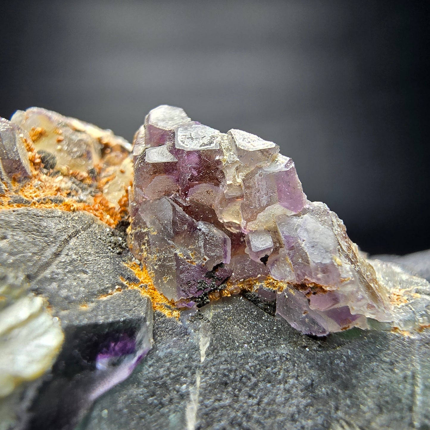 Zonare Phantom Fluorite vert violet marron cube étape Erongo namibie 53*30*32mm