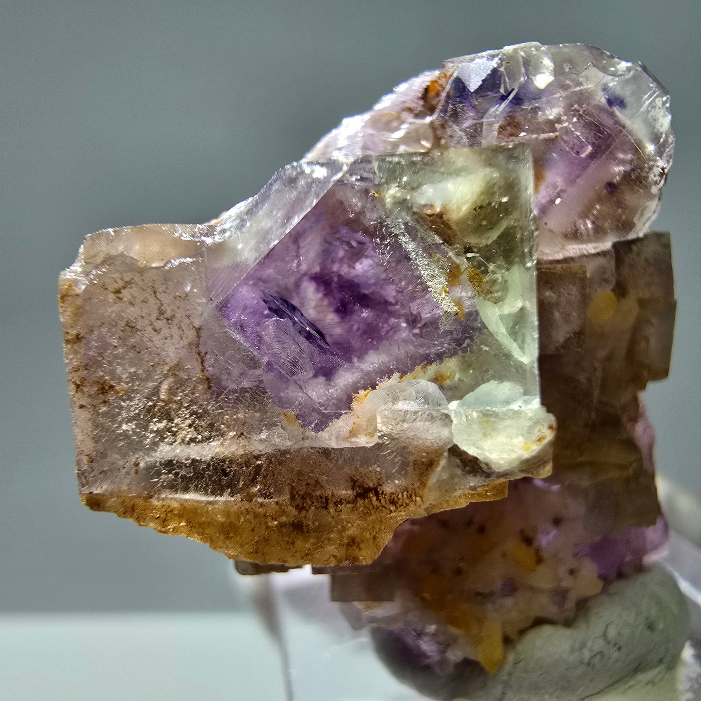Seltene UV Phantom Fluorit Würfel, Quarz Stufe Brandberg, Namibia 32*31*16mm