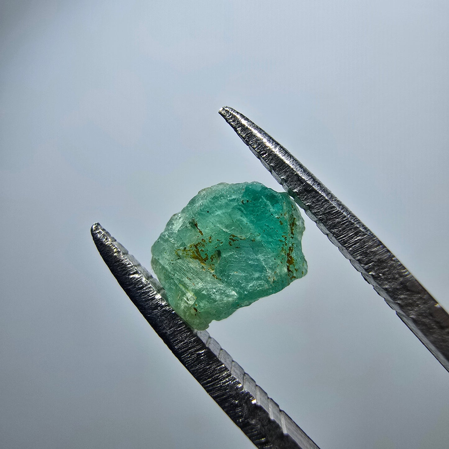 Cristal d'émeraude rare, vert Colombie #7974