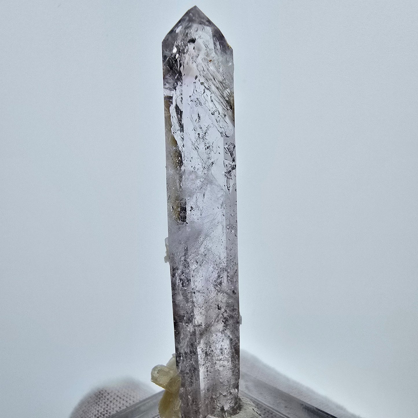 Enhydro Phantom Amethyst mit Stilbit, 1x Blase Goboboseb, Namibia 58*13*8mm