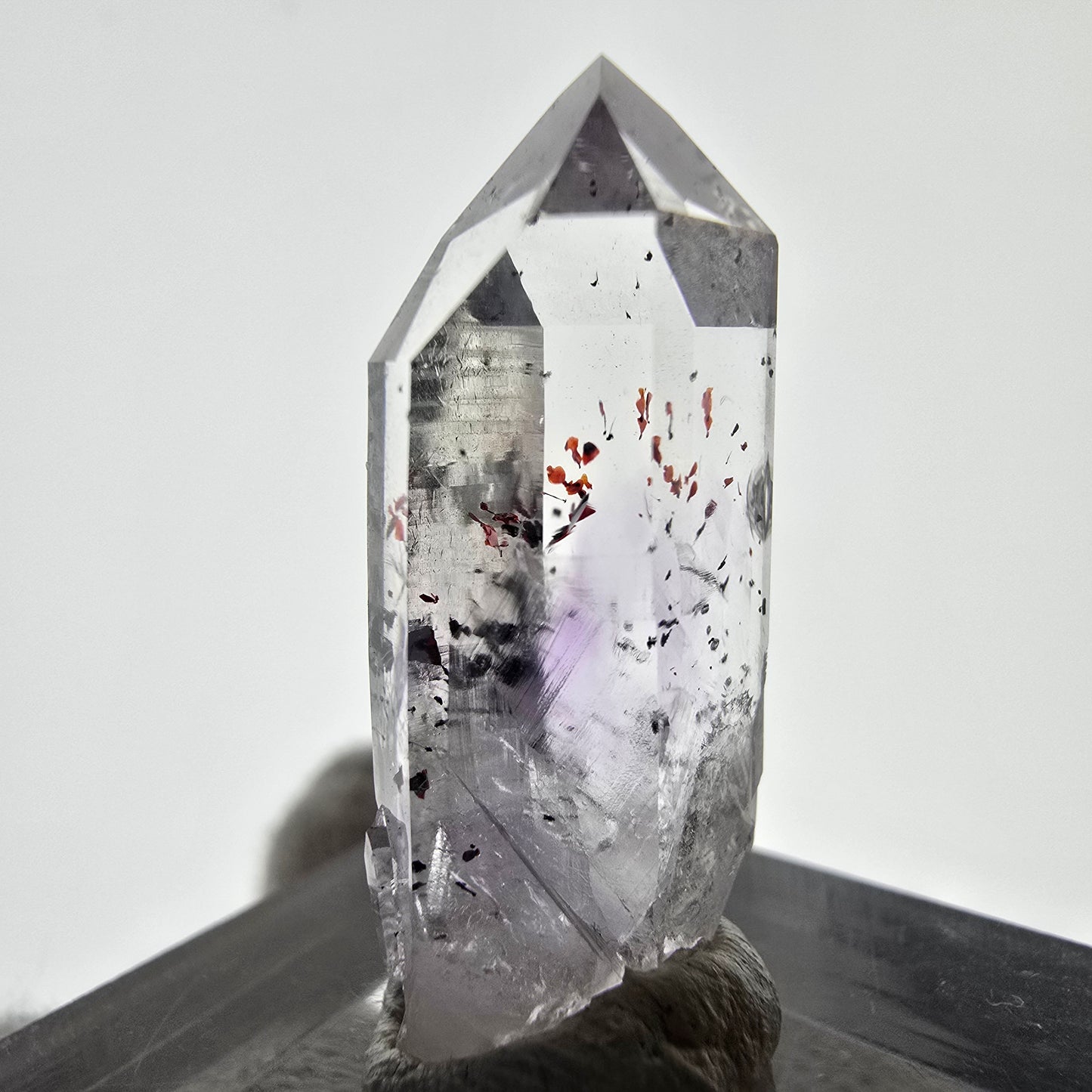 Mine d'améthyste Harlequin Phantom Point Streep, Goboboseb, Namibie, 27 x 13 x 7 mm