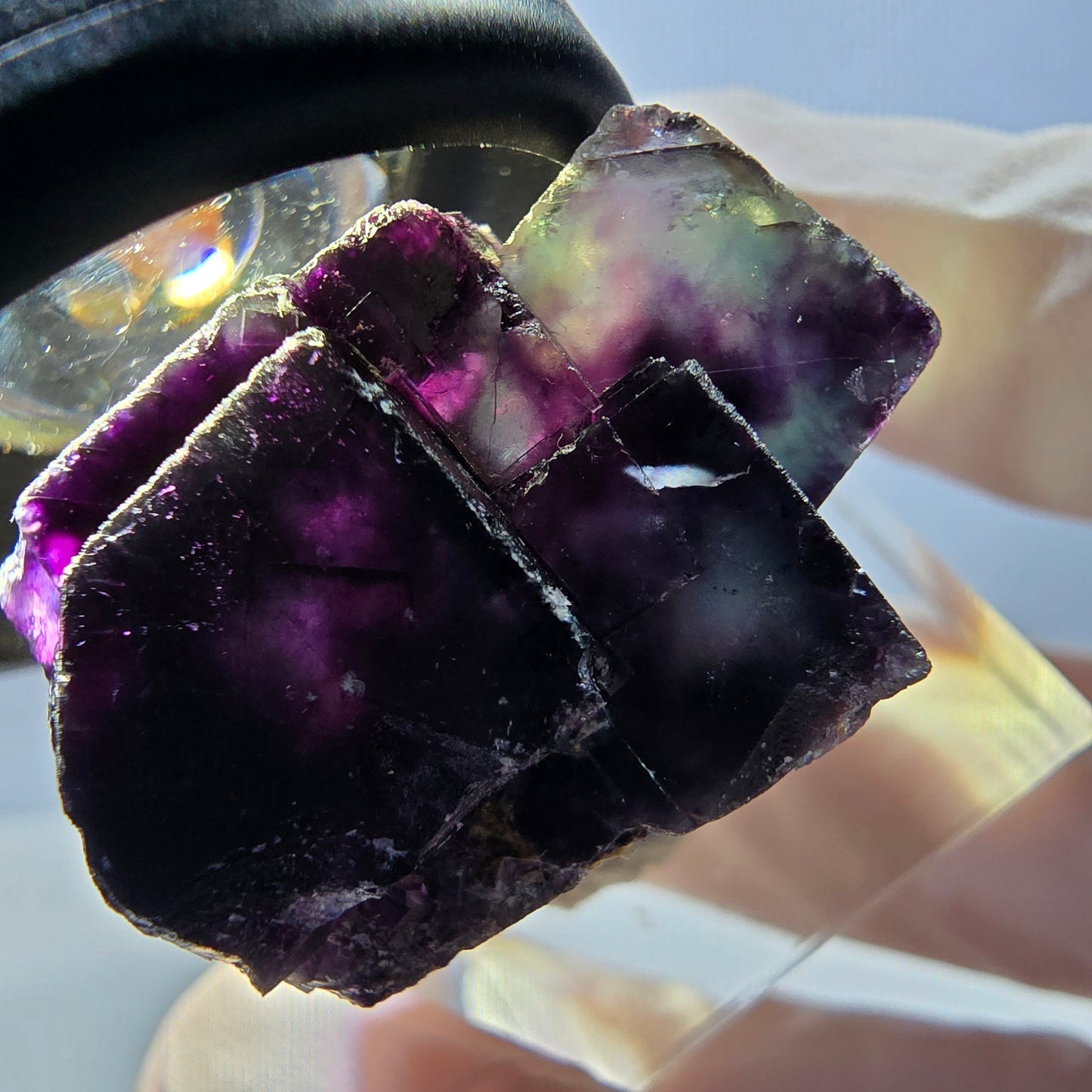 Spécimen de cube de fluorite fantôme, parqueté vert violet Okorusu, Namibie 27*23*17 mm