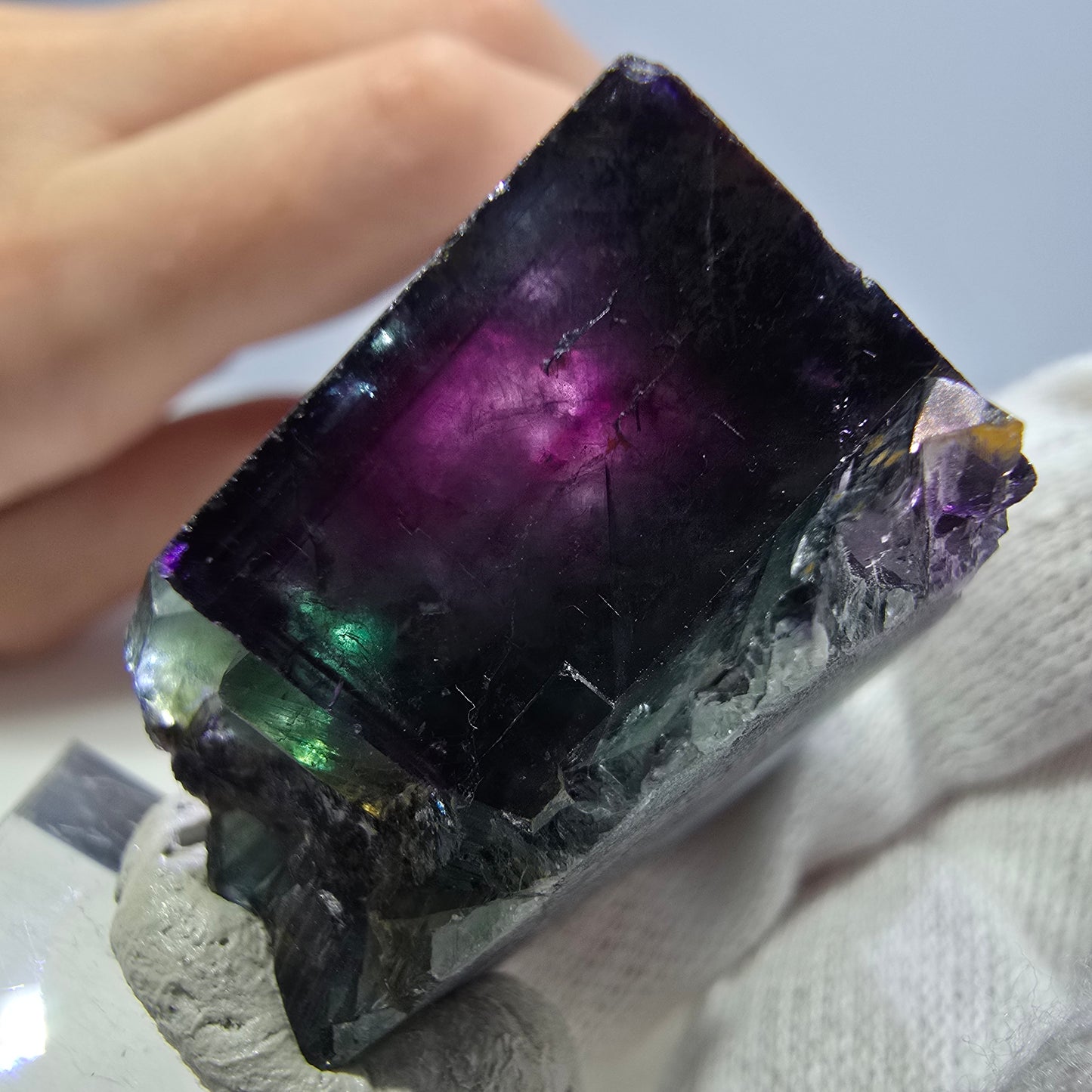 Klare Phantom Fluorit Würfel Stufe zonal grün lila Okorusu, Namibia 46*31*33mm