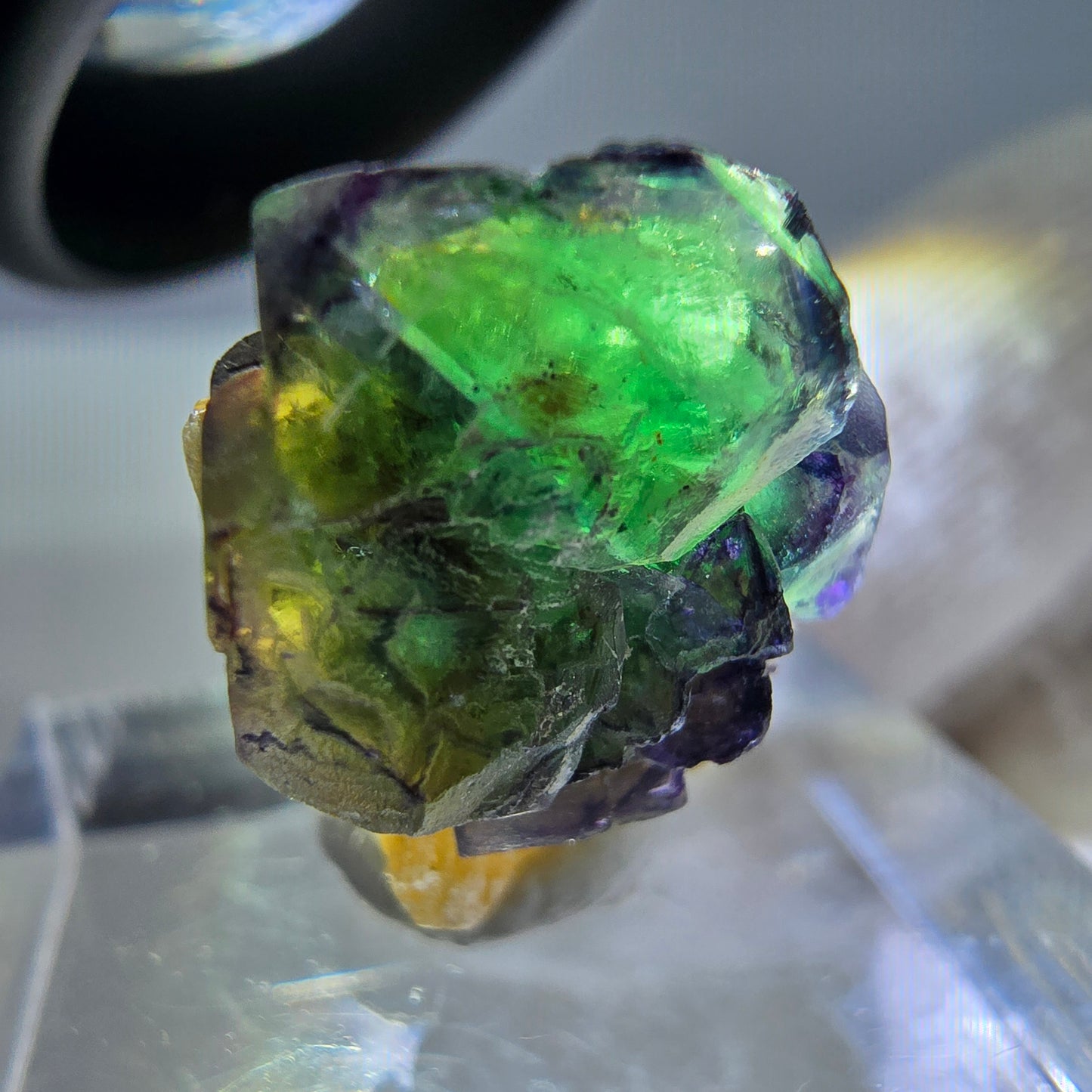Cube de fluorite fantôme, spécimen de muscovite, Erongo, Namibie, 18 x 14 x 10 mm