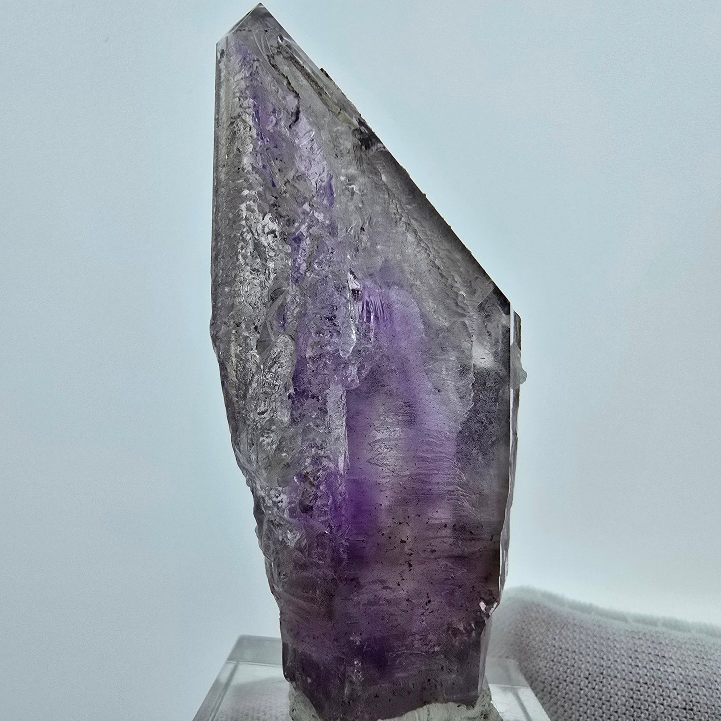 Phantom Amethyst, Fenster Skelett Zepter Goboboseb, Namibia 62*23*20mm, Sammlung
