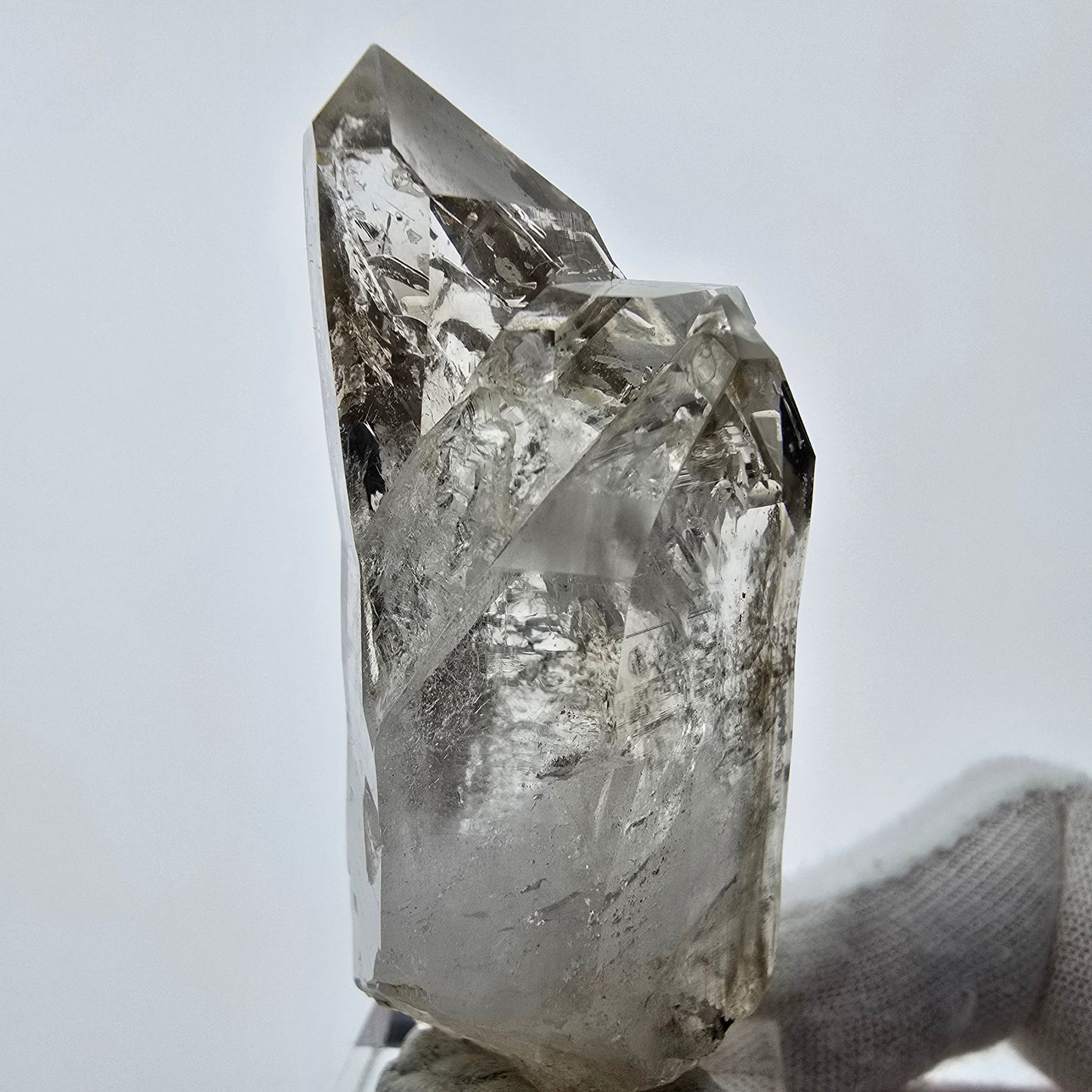 Enhydro Phantom Smoky Quartz Sceptre Tip 3x Bubble Goboboseb, Namibie 61*26*20mm