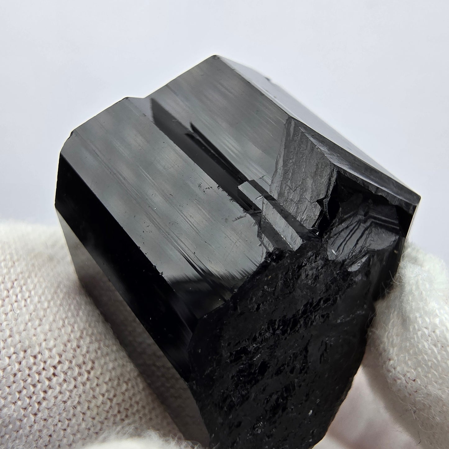 Symmetrischer Schörl Turmalin Kristall Erongo, Namibia 26*23*22mm Sammlung