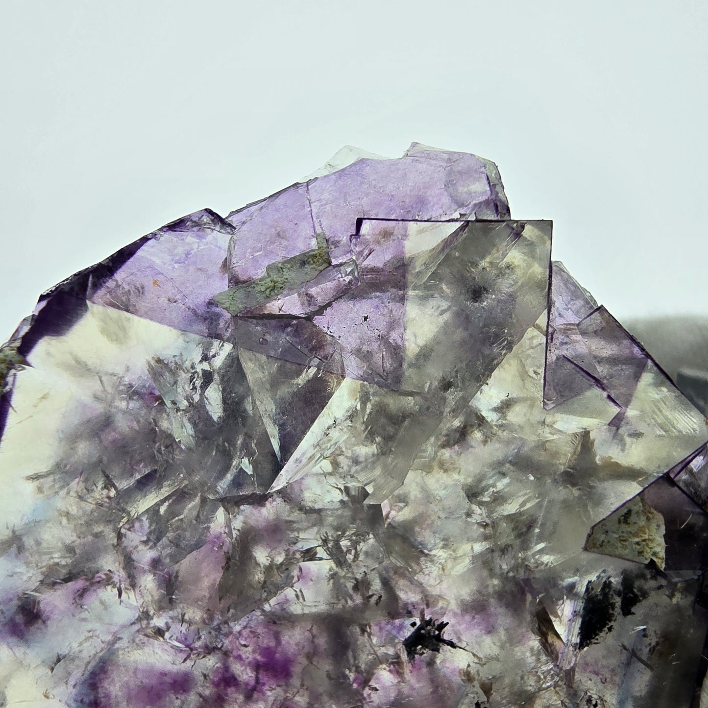 Seltene Phantom Fluorit Scheibe lila gelb Okorusu, Namibia 52*49*7mm Sammlung