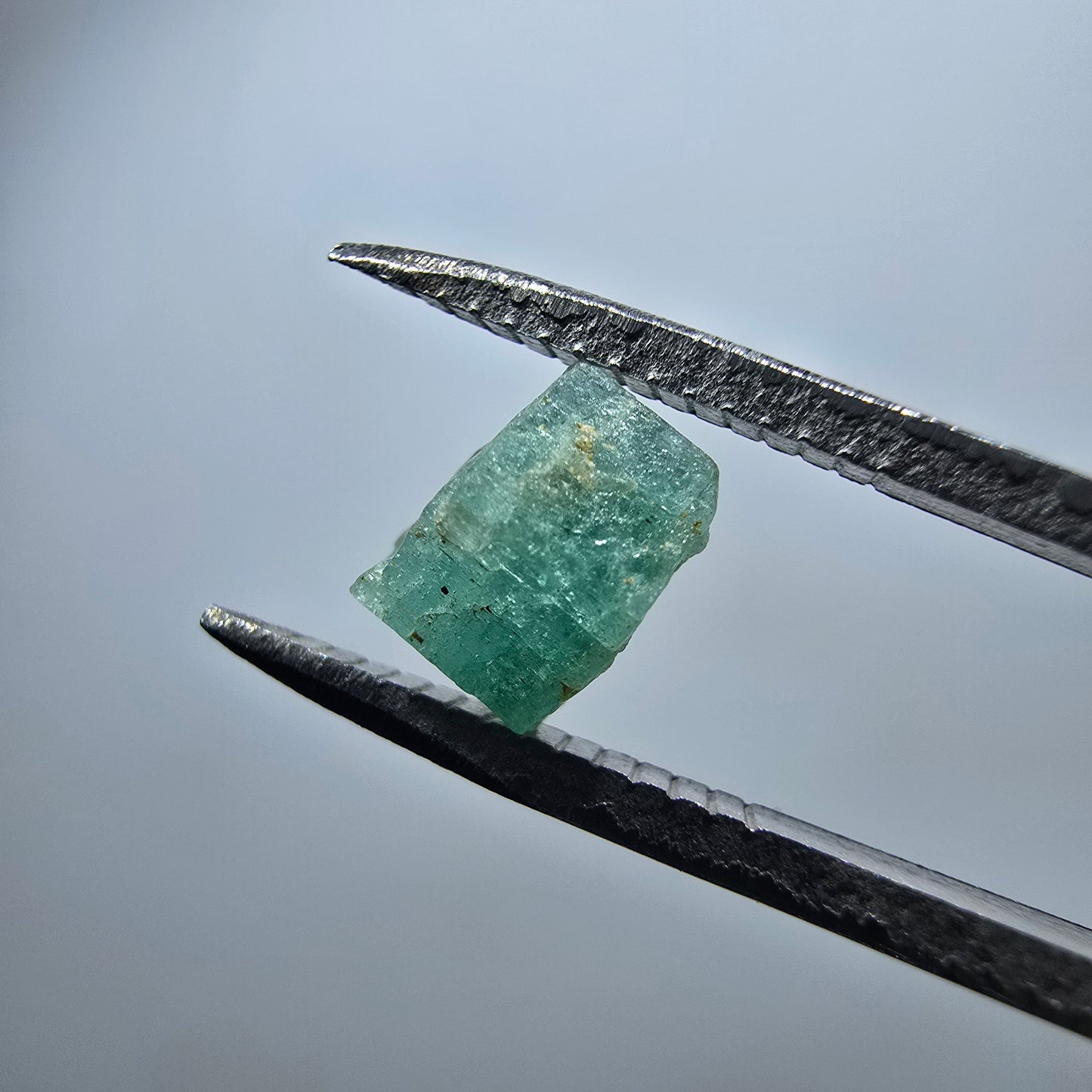 Cristal d'émeraude rare, vert Colombie #7966