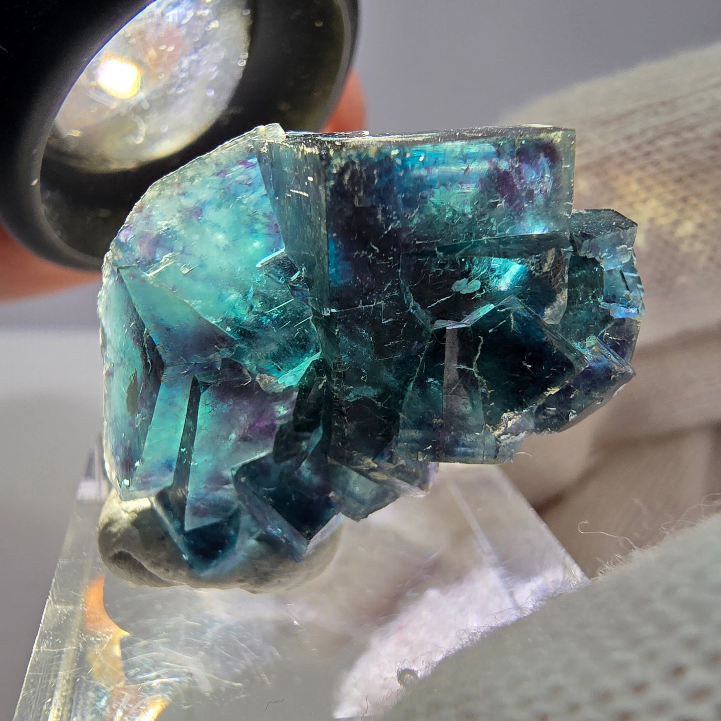 Spécimen de cube de fluorite fantôme, zonal – Nouvelle découverte ! Okorusu, Namibie, 30 x 20 x 17 mm