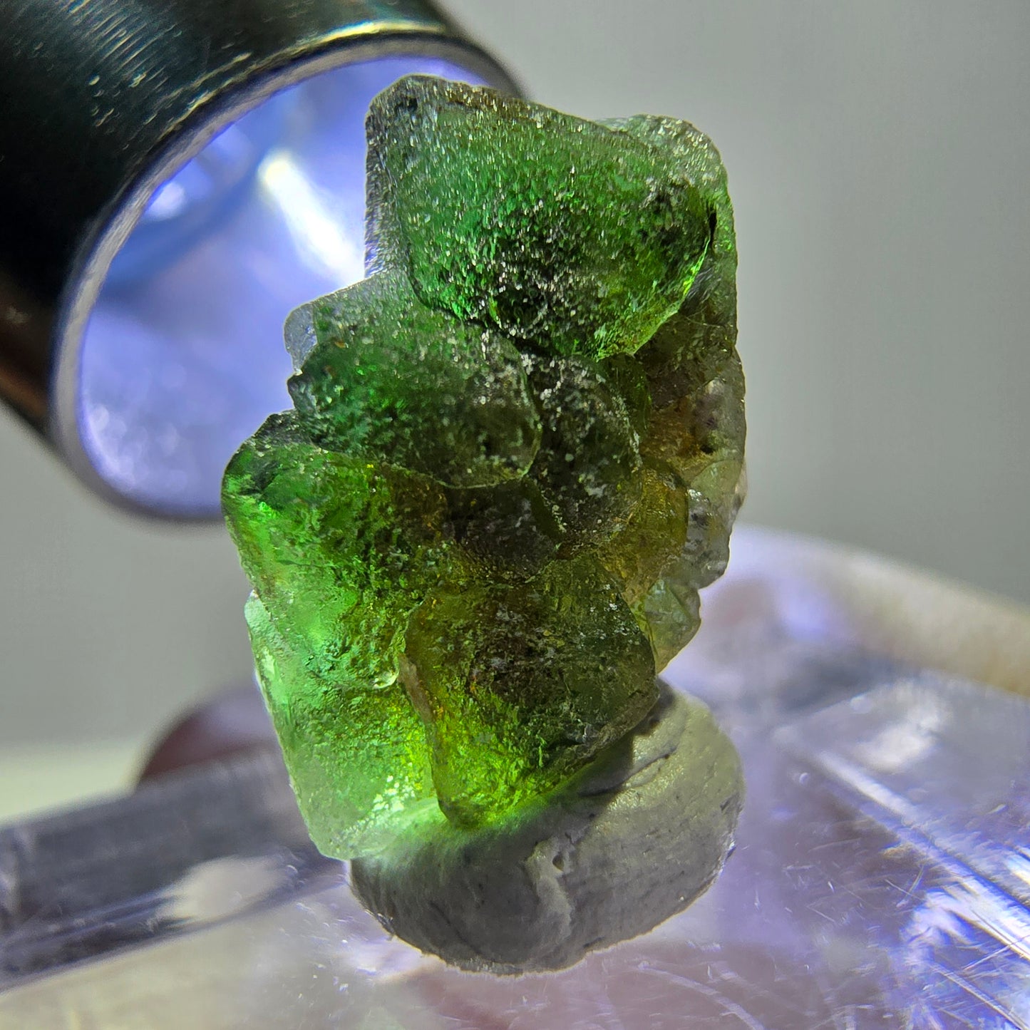 Spécimen hexagonal de cube de fluorite fantôme, Erongo, Namibie, 17 x 10 x 10 mm