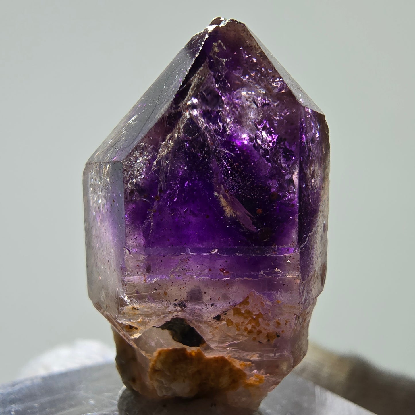 Pointe de sceptre d'améthyste fantôme Enhydro, 1x Bubble Brandberg, Namibie 33*21*16 mm